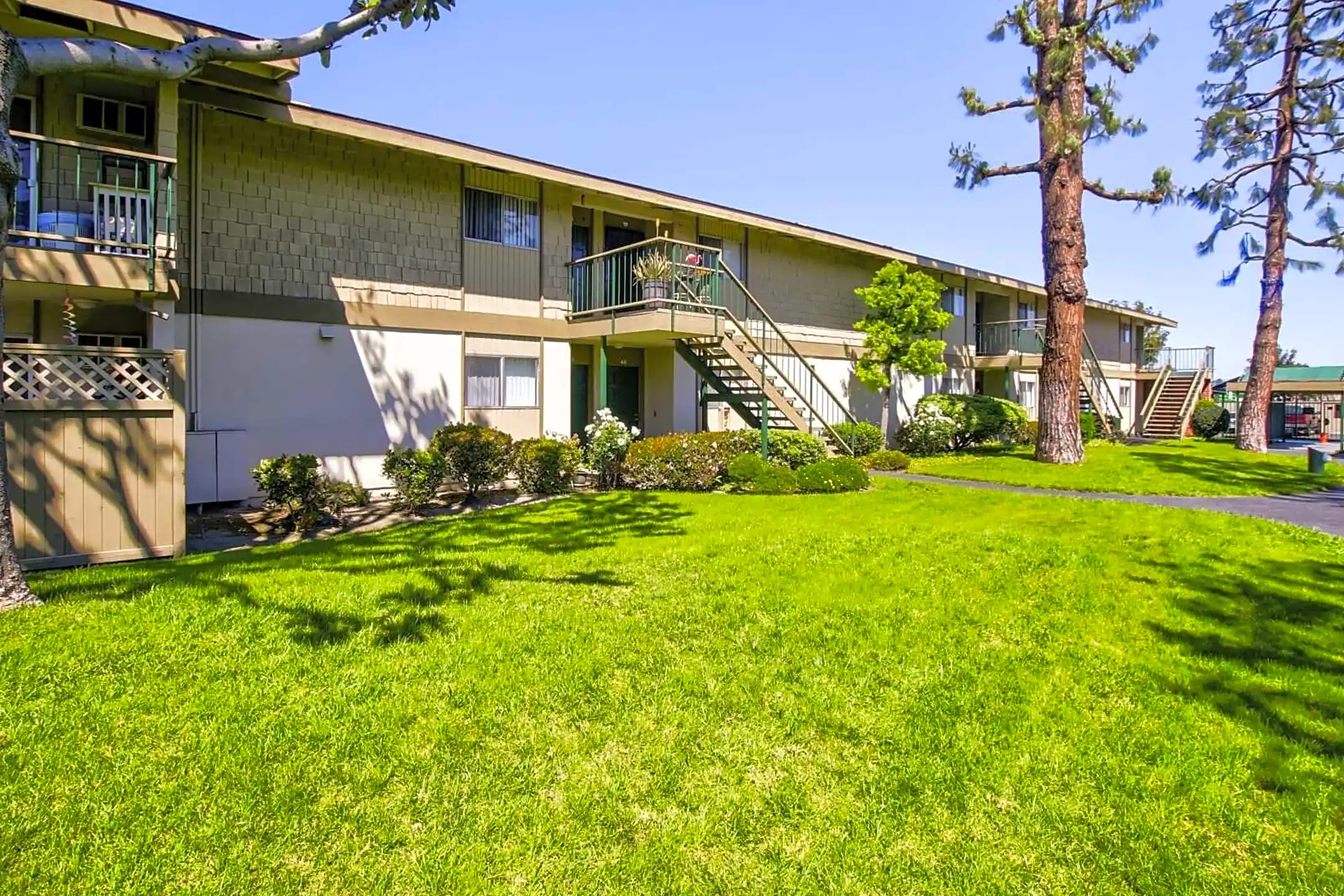 Building - Garden View - Garden Grove, CA