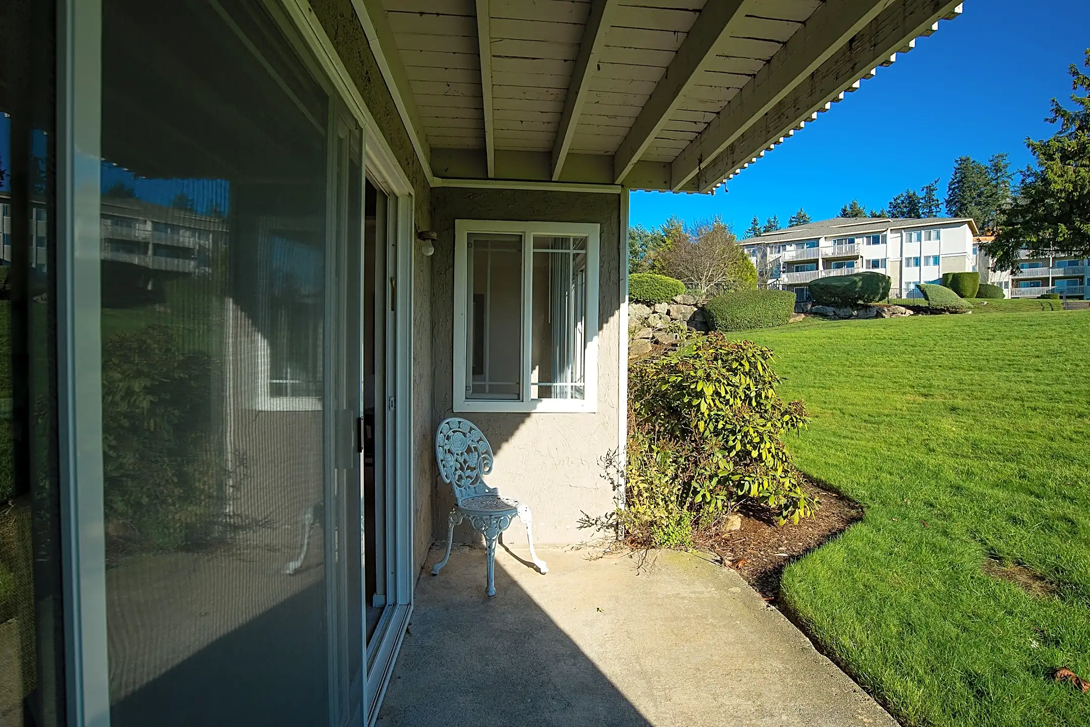 Andorra 22817 Lakeview Dr Mountlake Terrace, WA Apartments for Rent