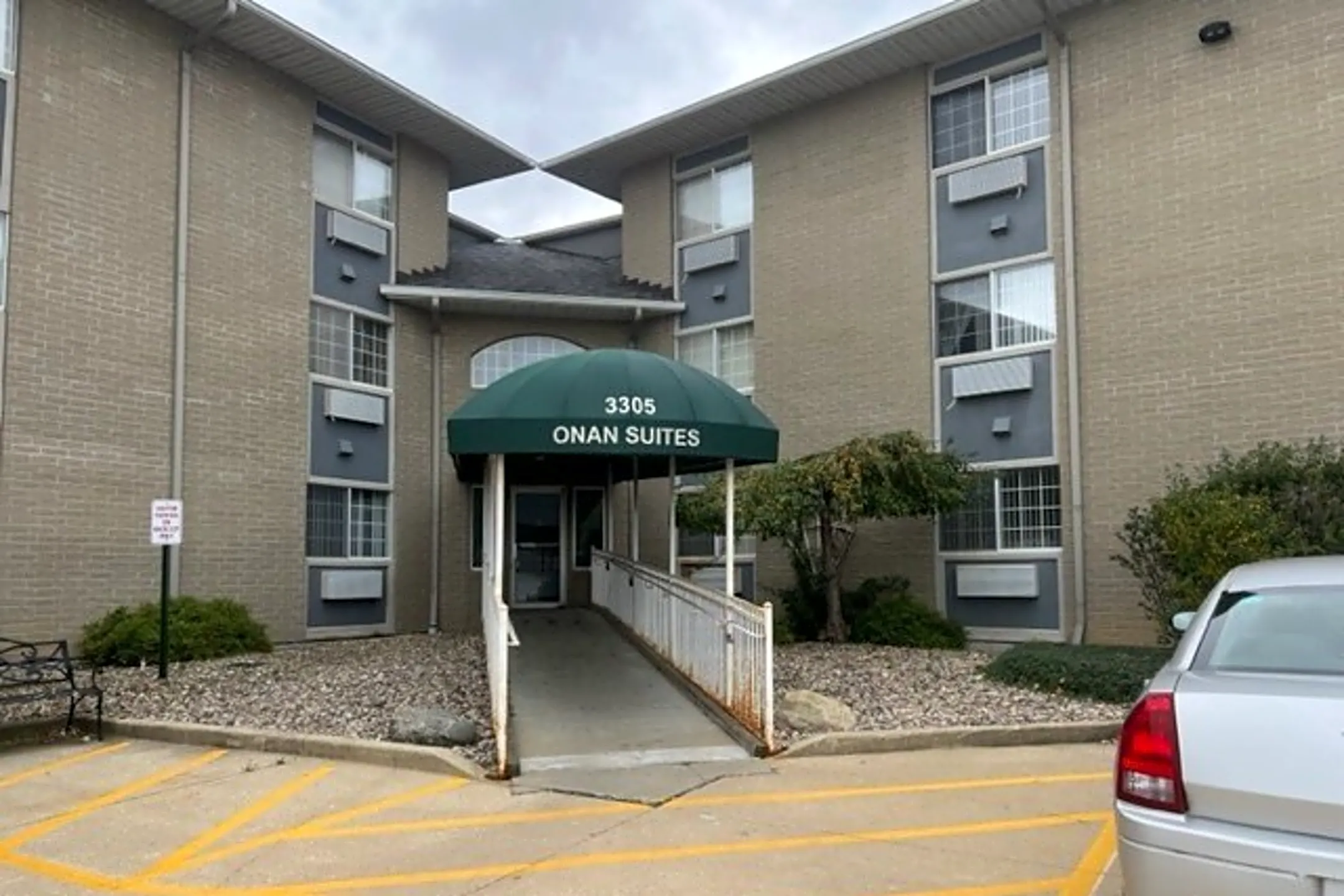 3305 Sunset Ave 308 Waukegan, IL Houses for Rent Rent.