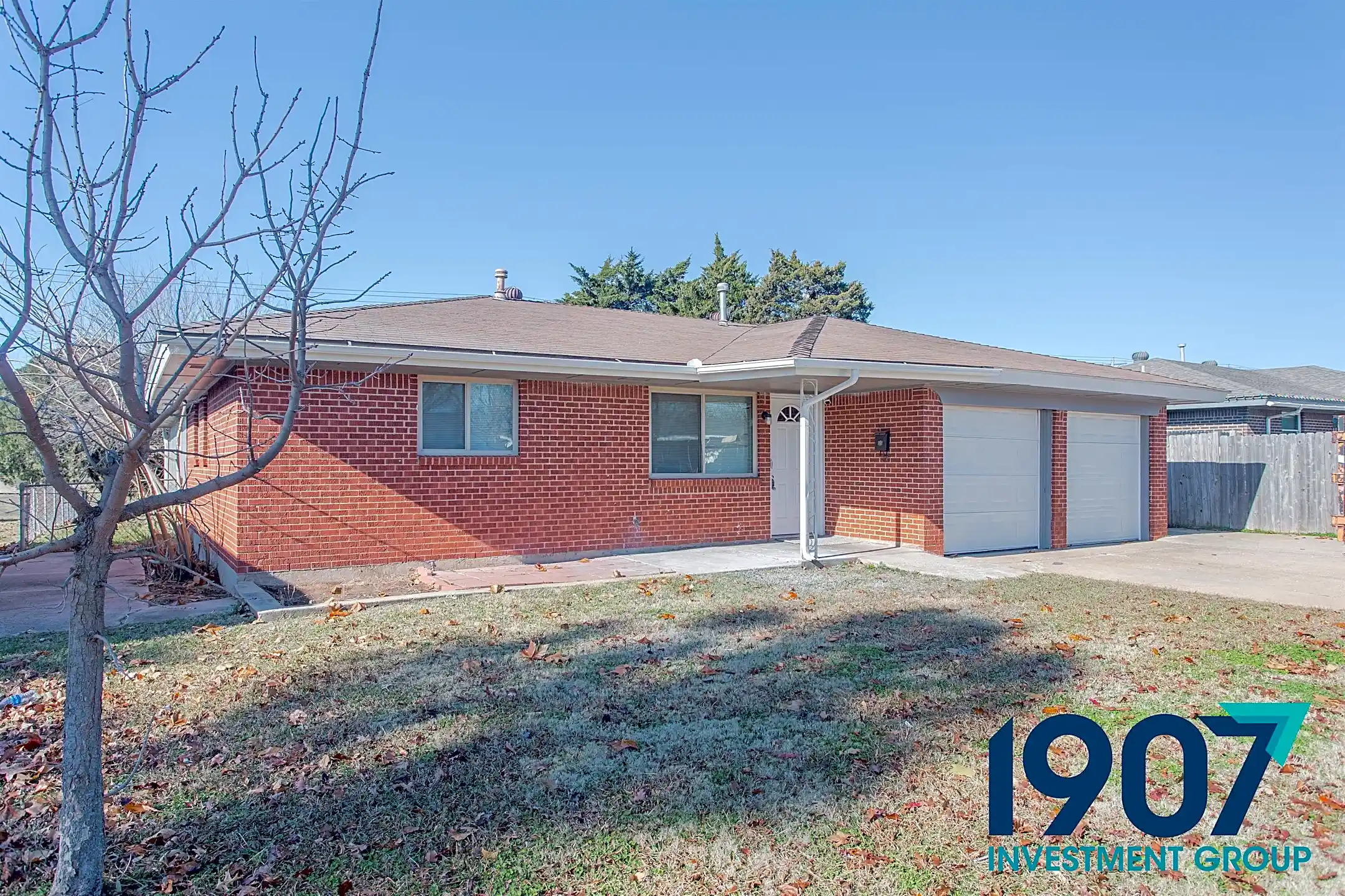 1109 Elmhurst St Houses Moore, OK 73160