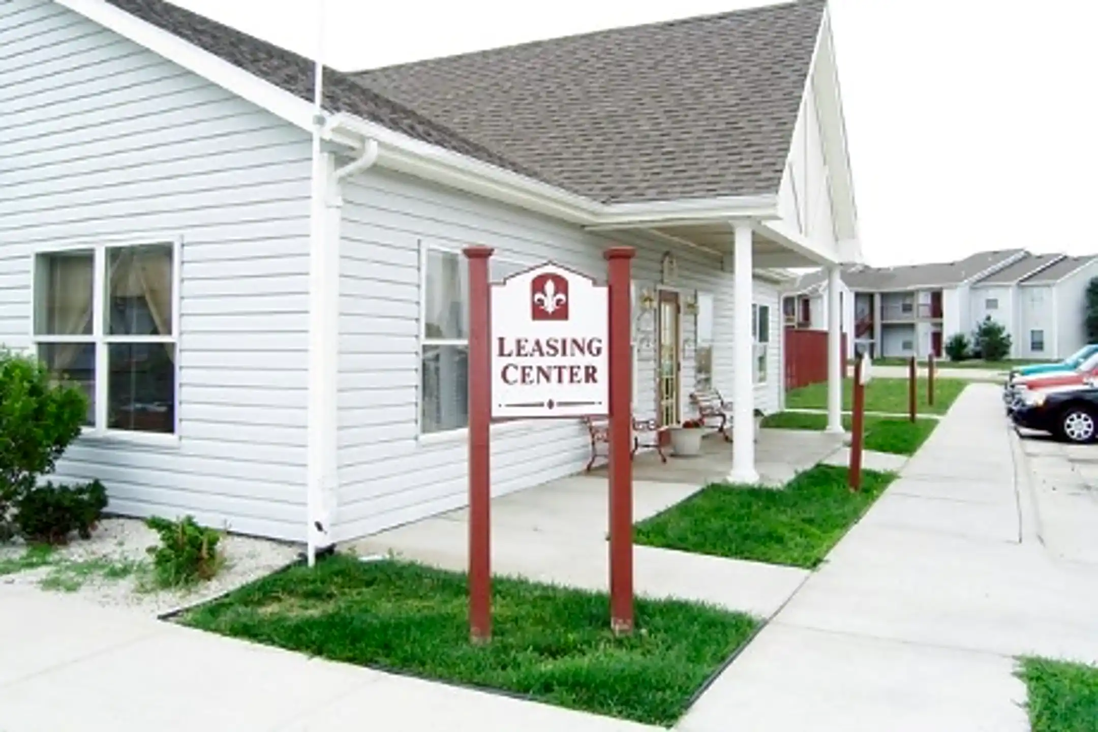 Cottonwood Apartments 821 Millwood Cir Liberal, KS Apartments for