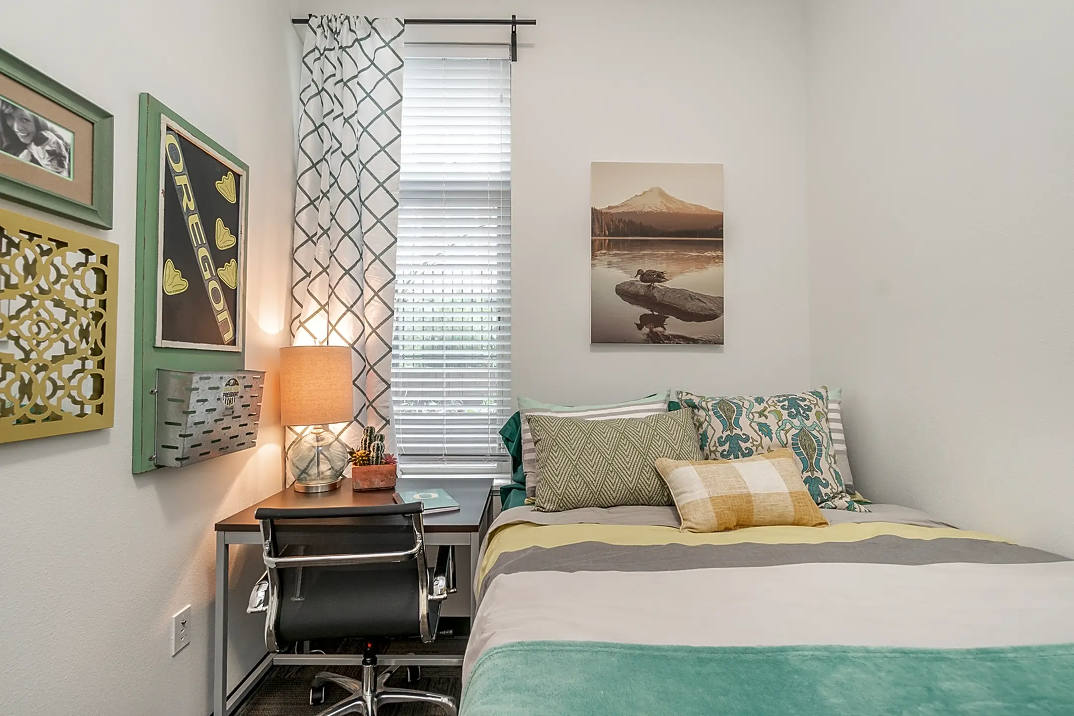 Arena District Apartments 2050 E 15th Ave Eugene, OR Apartments for