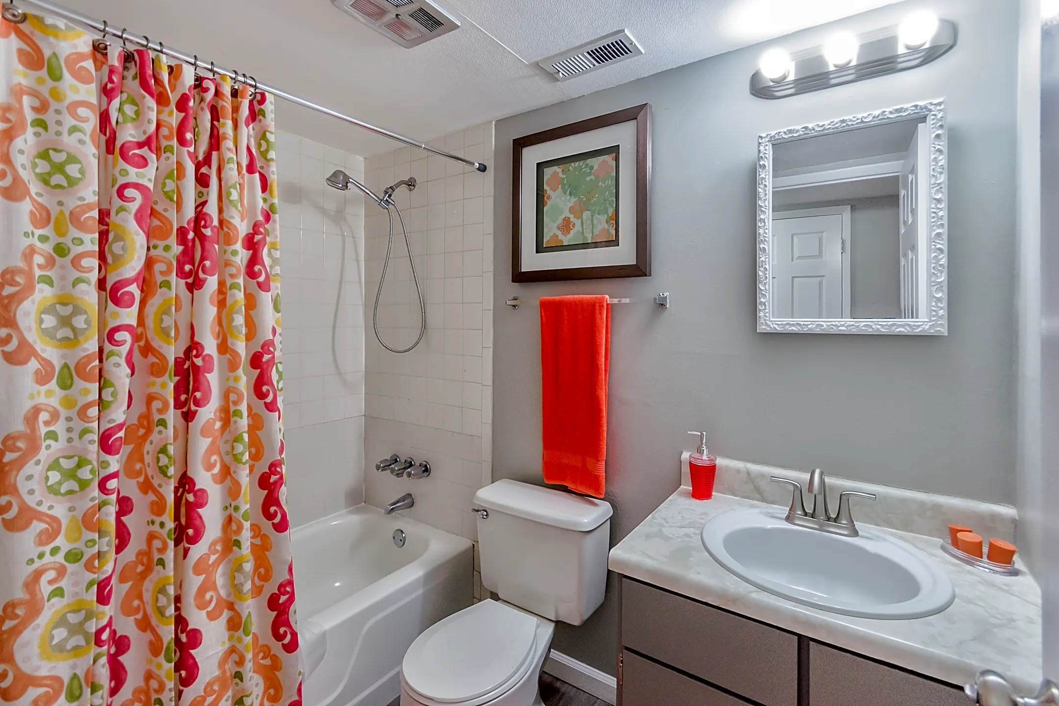 Fordyce Manor Townhomes 1416 South Drive Saint Charles, MO