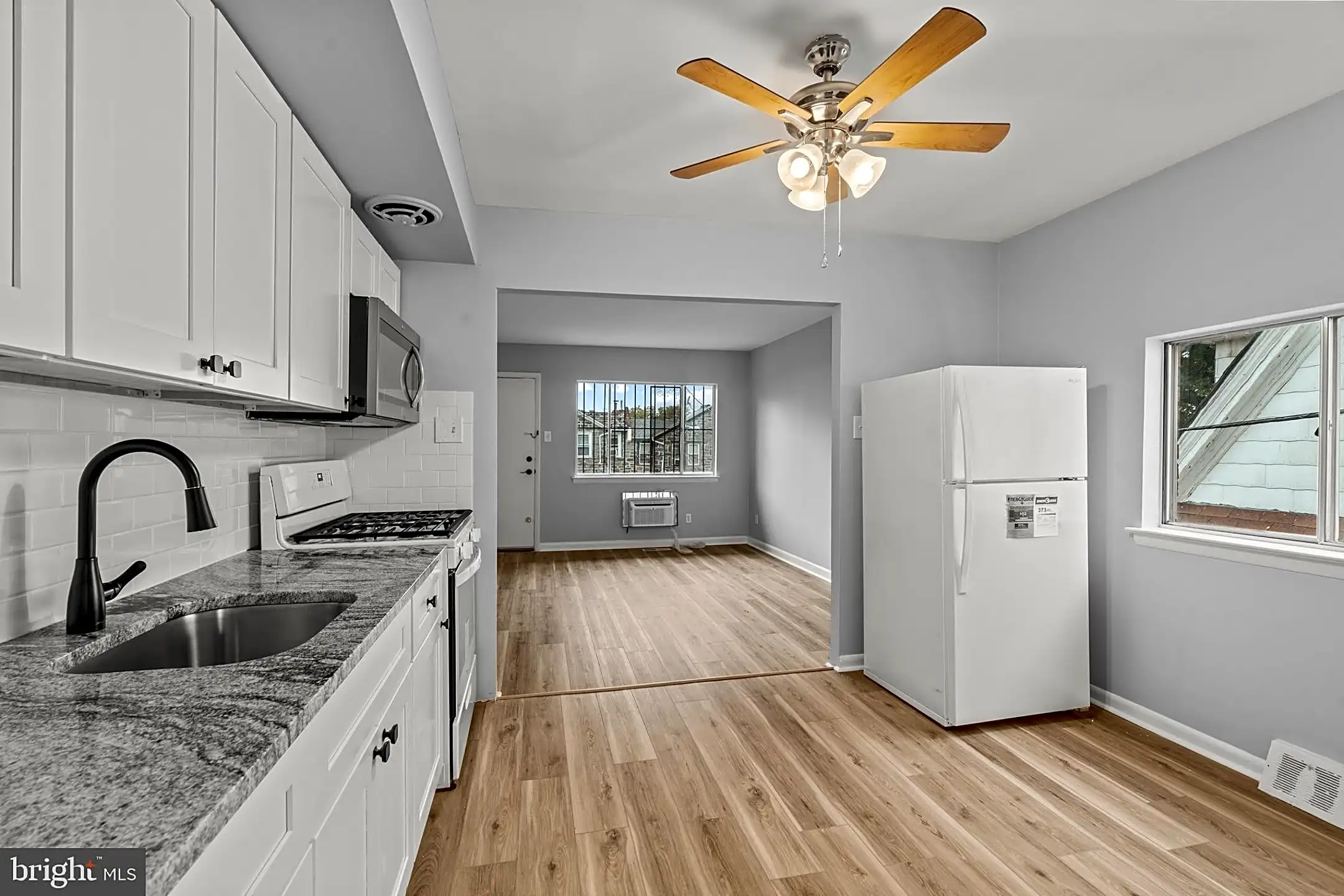 Kitchen - 6017 N 11th St #2 - Philadelphia, PA