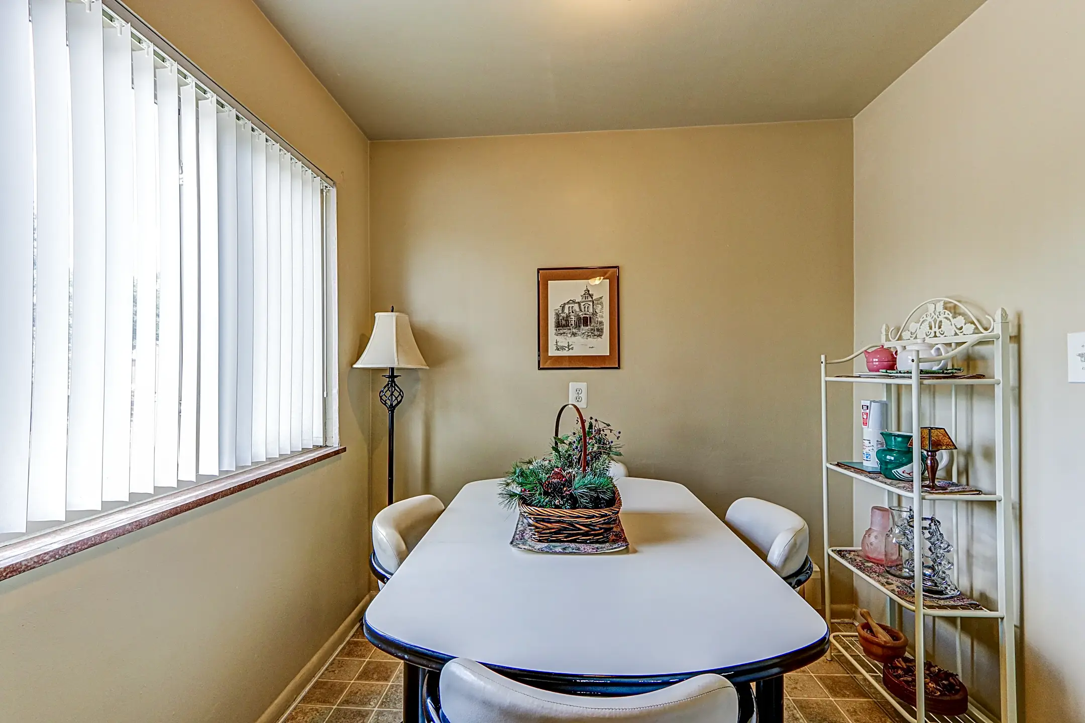 Dining Room - Village Square - Detroit, MI
