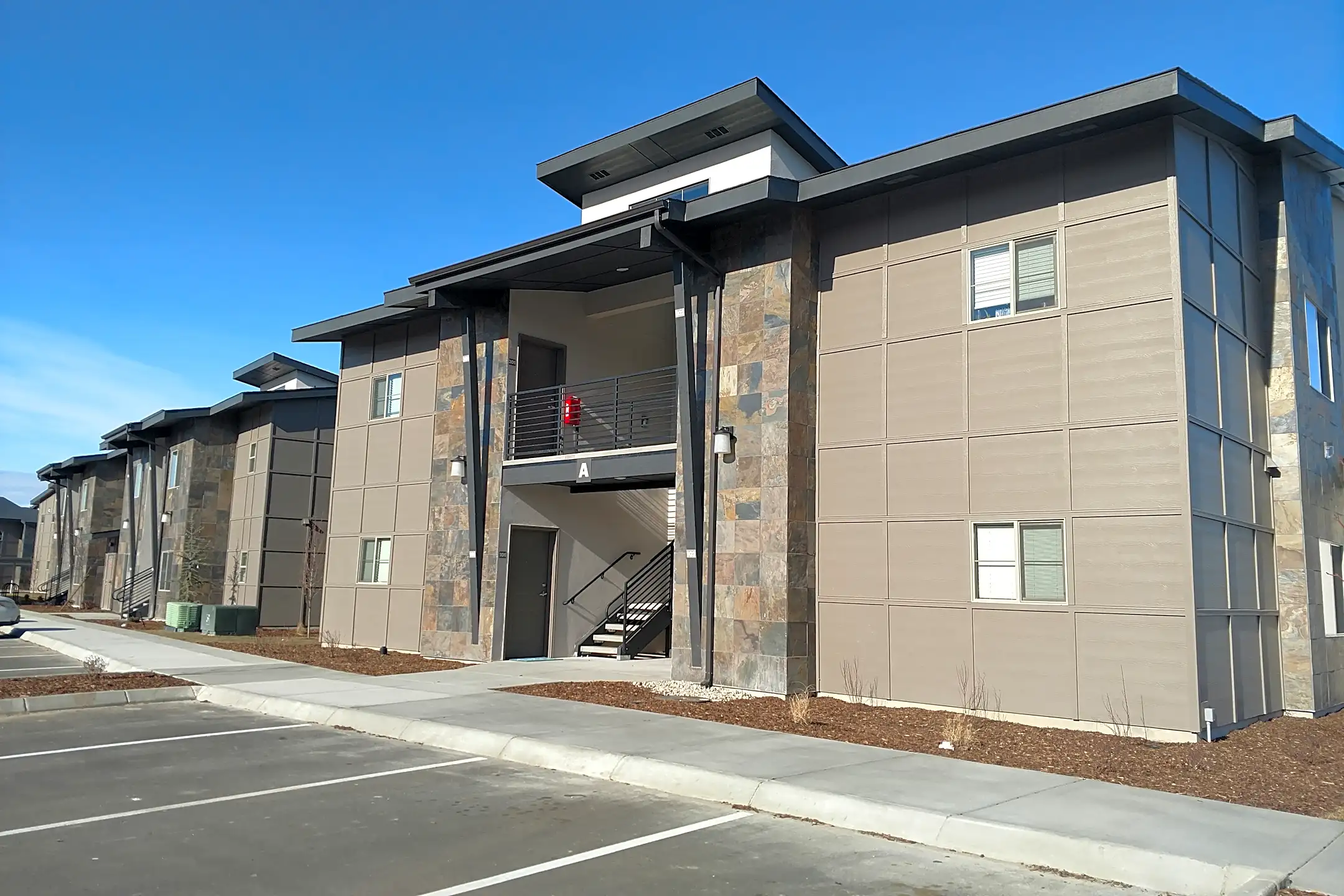 Harper Ridge Apartments 3805 E Copper Point Dr Meridian, ID