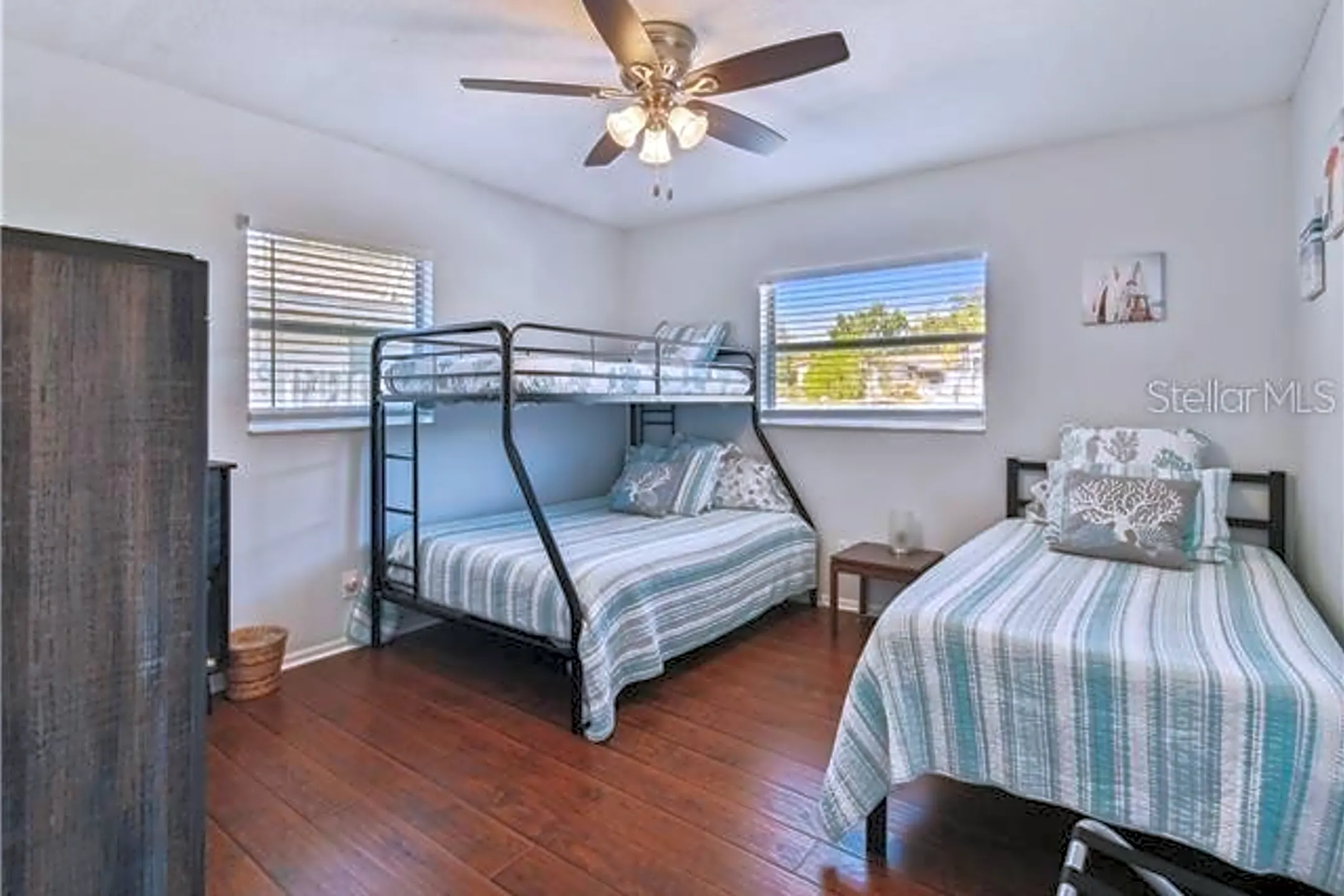 Bedroom - 1510 Illinois Ave - Palm Harbor, FL