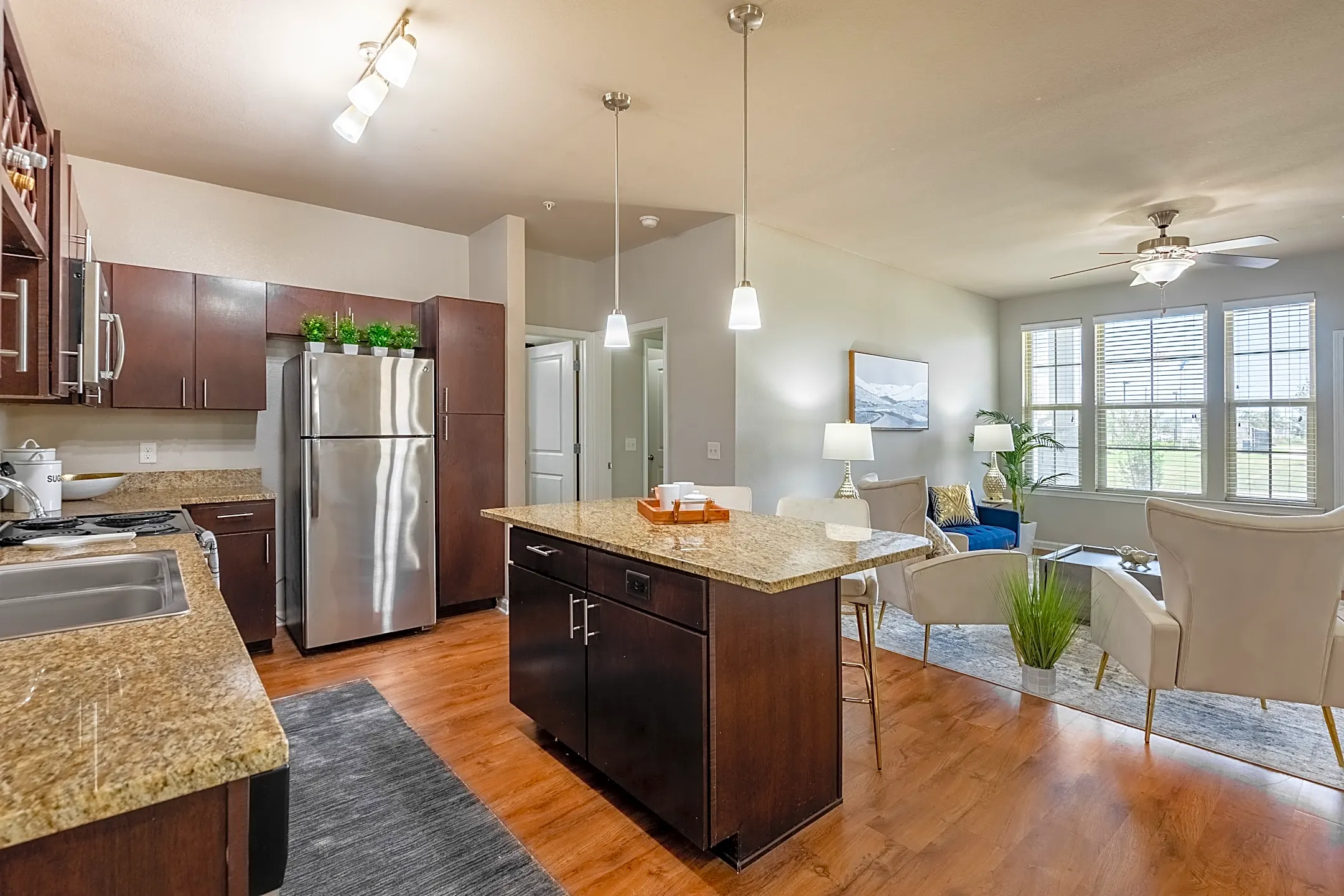 The Reserve at Country Club Apartments - Lake Charles, LA 70605