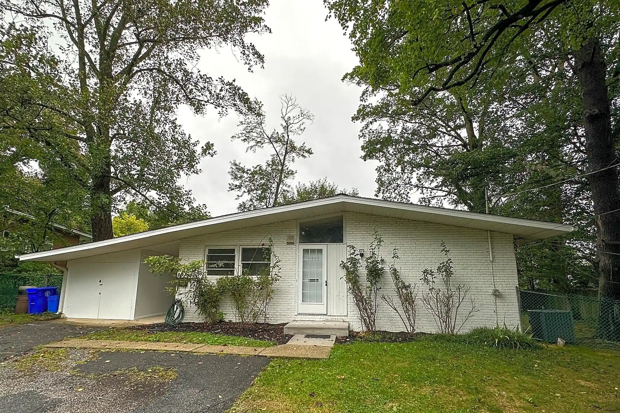 5911 Massachusetts Ave Bethesda, MD Houses for Rent Rent.