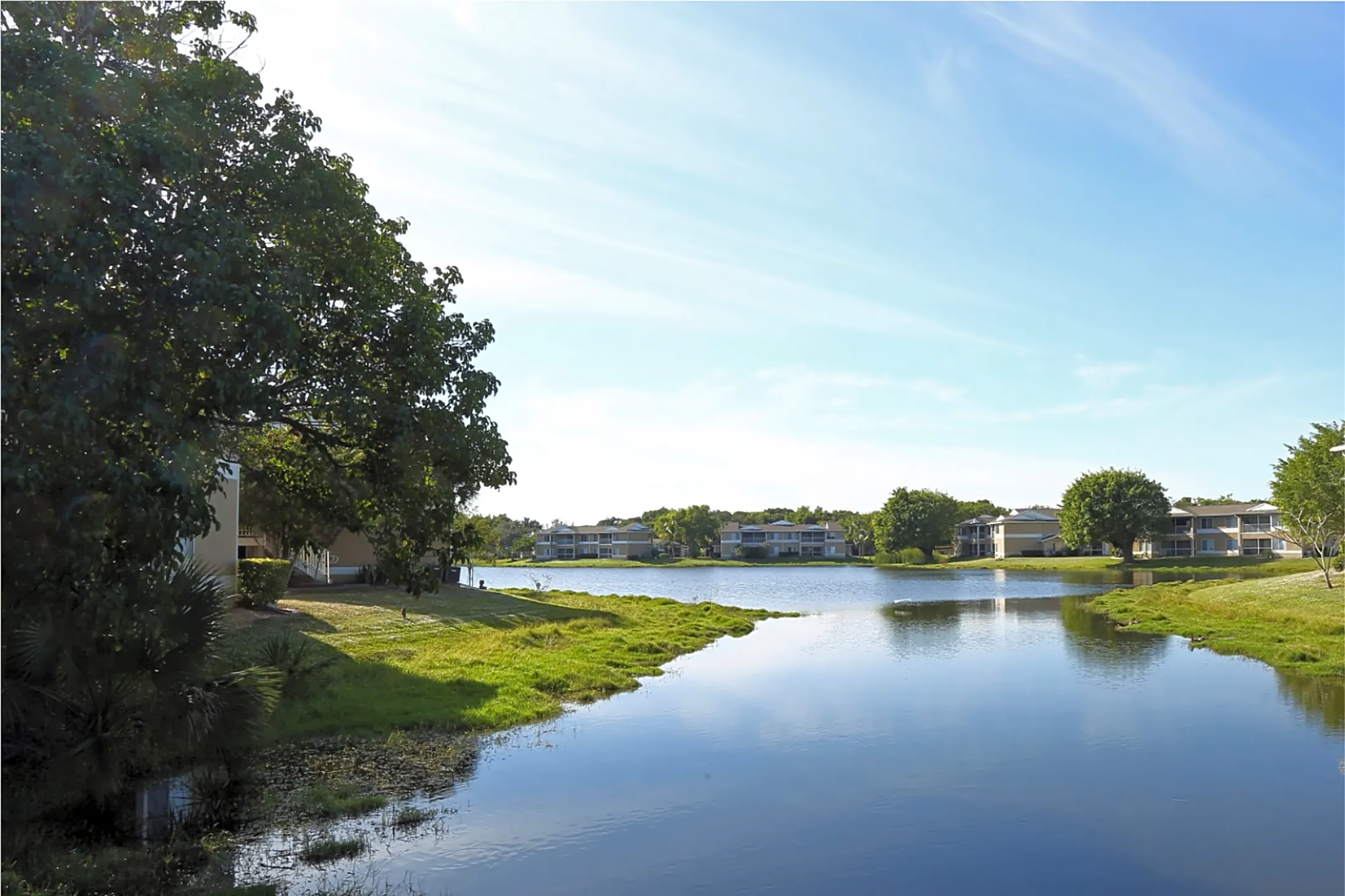 Iona Lakes Apartments - Fort Myers, FL 33908