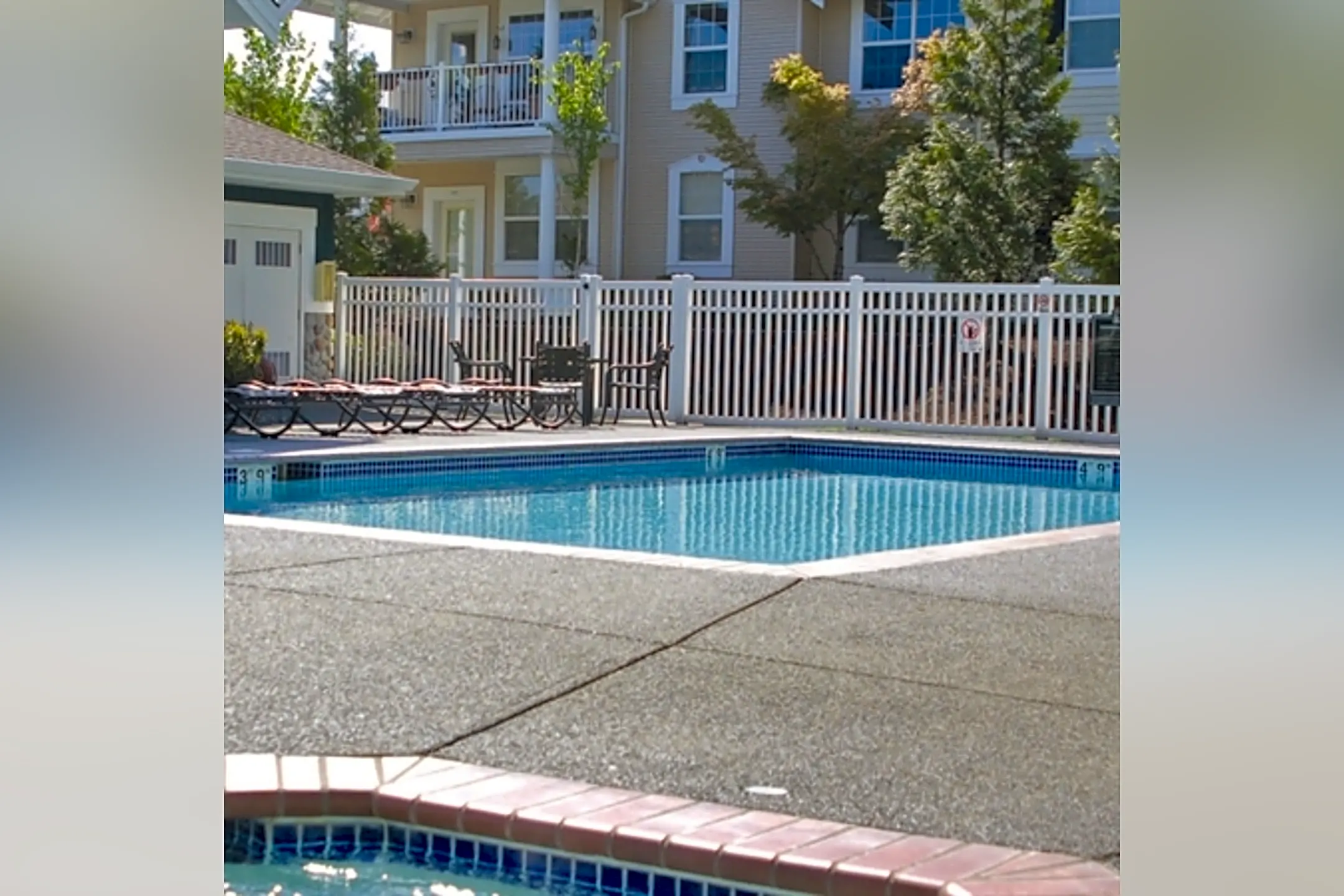 Echo Ridge Apartments 34907 SE Kinsey St Snoqualmie, WA Apartments