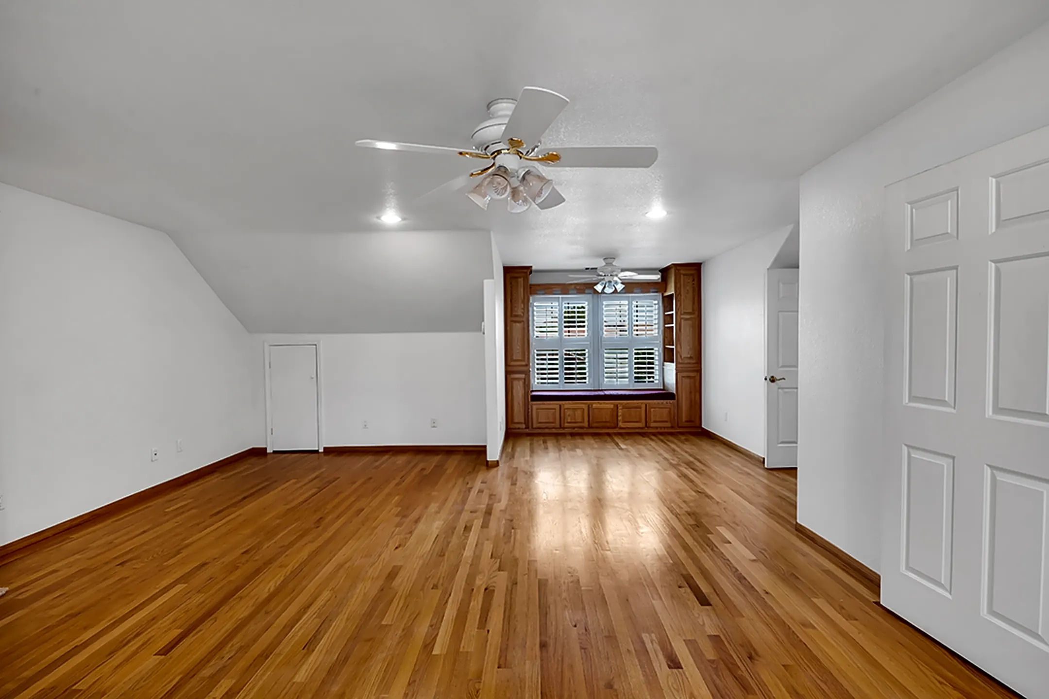 30062 Big Range Rd 30062 Big Range Rd unit 3 Canyon Lake, CA