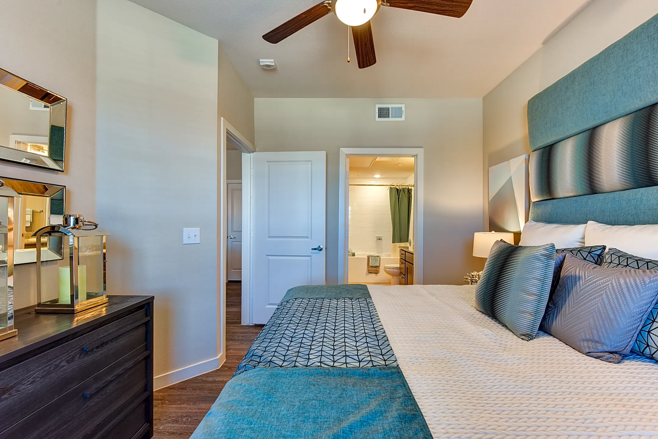 Bedroom - Smart Living at Garden Oaks - Houston, TX