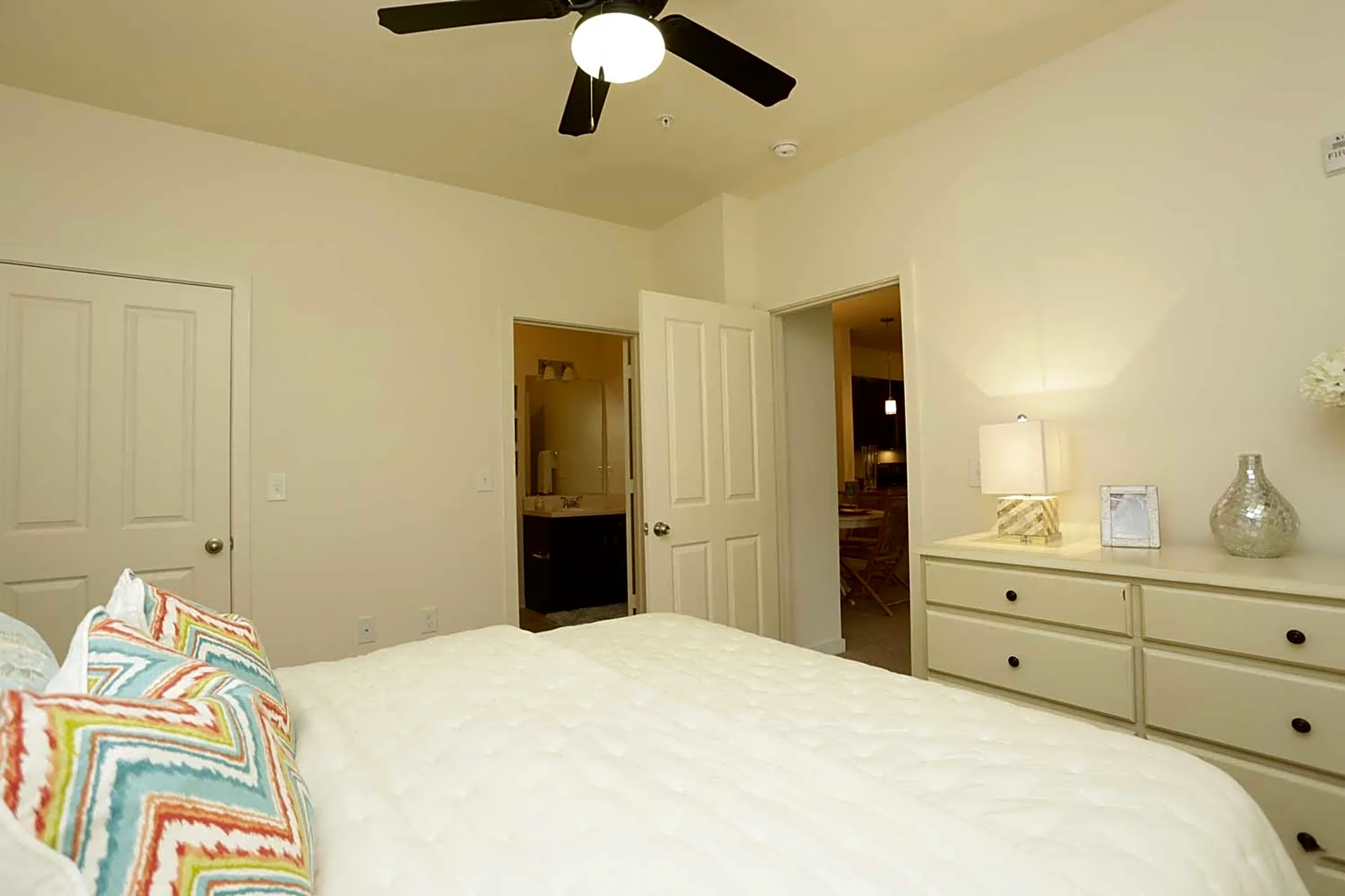 Bedroom - Brookstone Park Apartments - Covington, LA