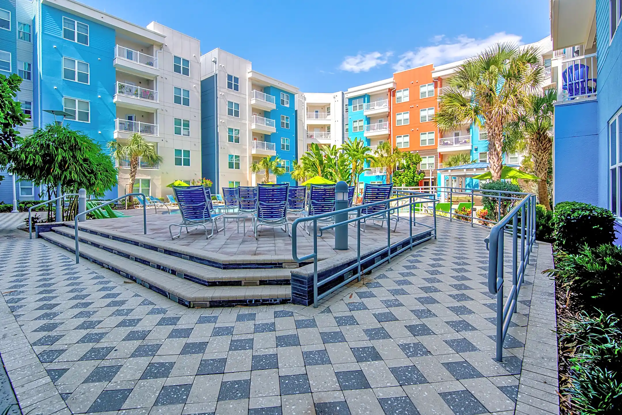 IQ Apartments Per Bed Leases 12702 Bruce B Downs Blvd Tampa, FL