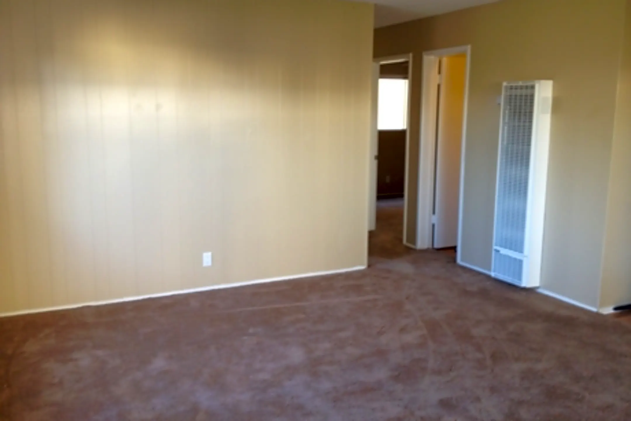 Valencia Park Apartments 171 S Valencia St La Habra, CA Apartments