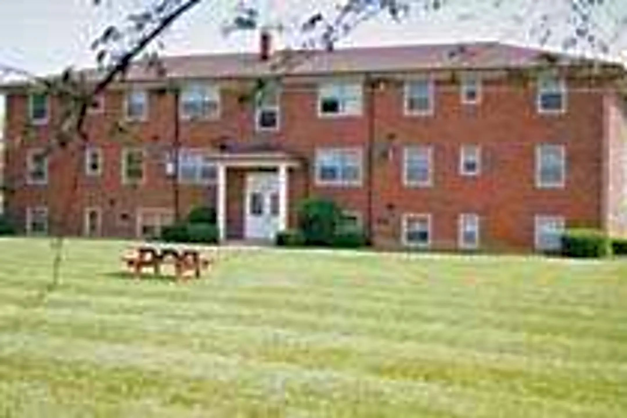 Building - Rosedale Hills Apartments - Indianapolis, IN