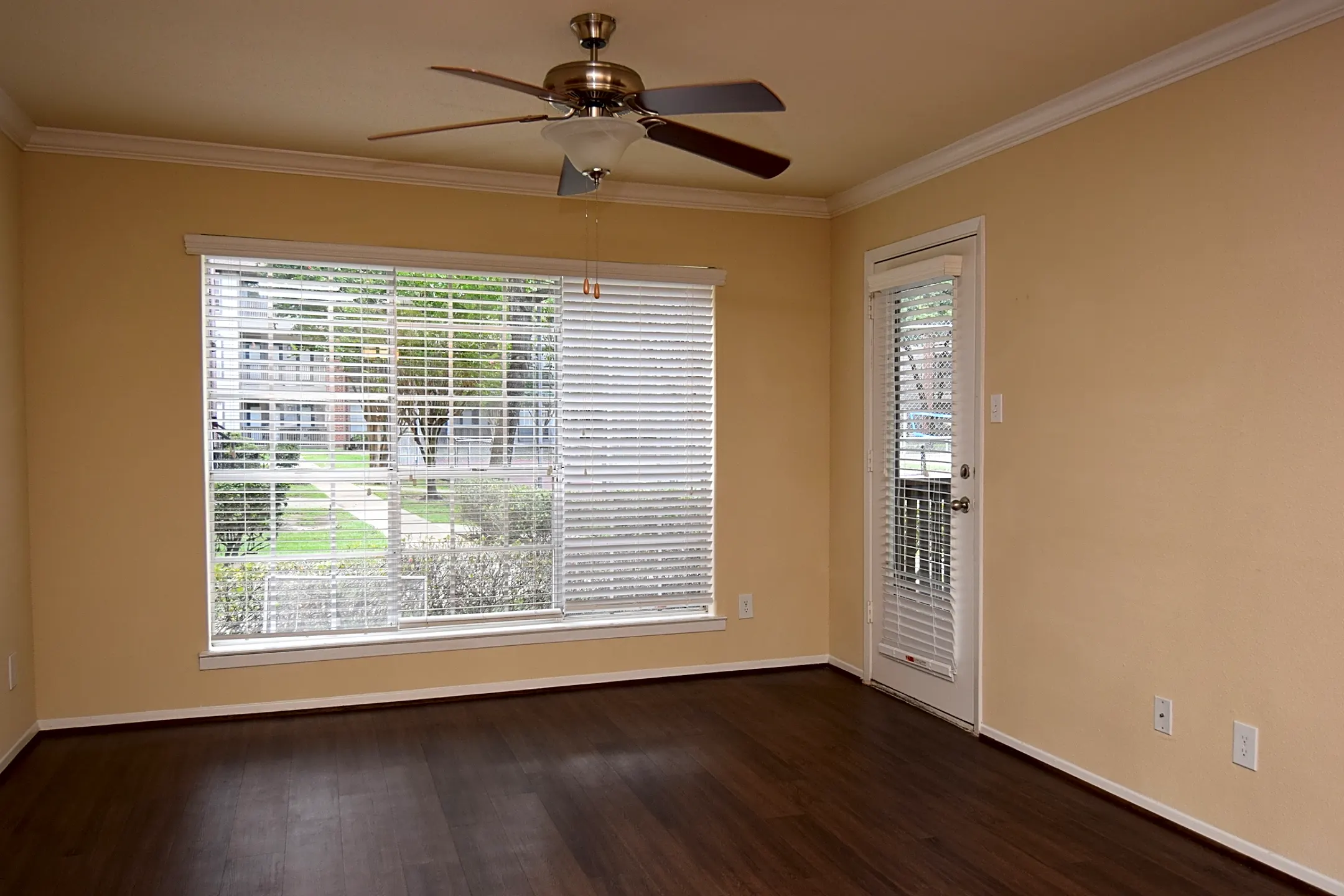 The Haven Apartments ster, TX 77598