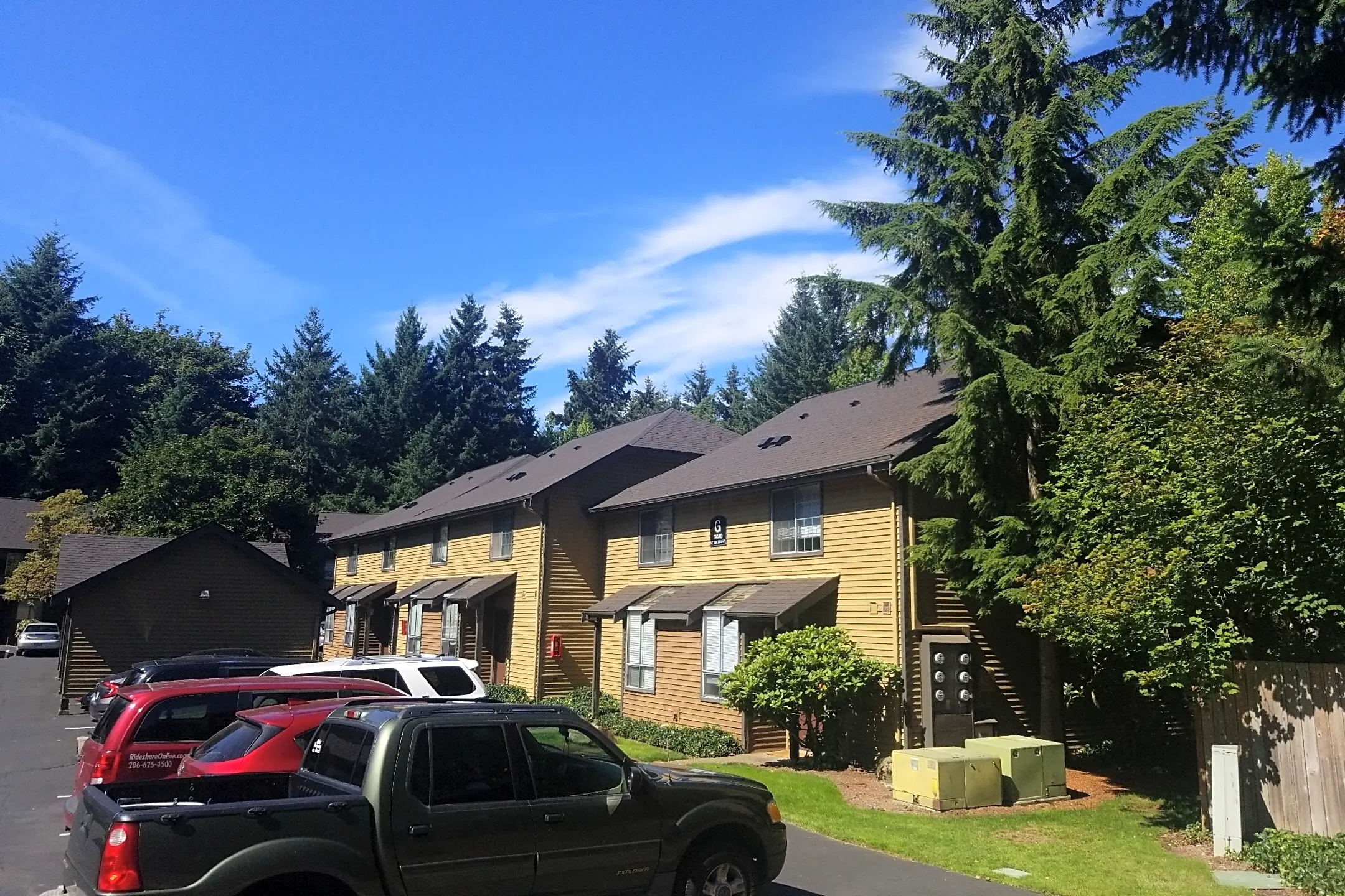 Redmond Park Apartments - Bellevue, WA 98007