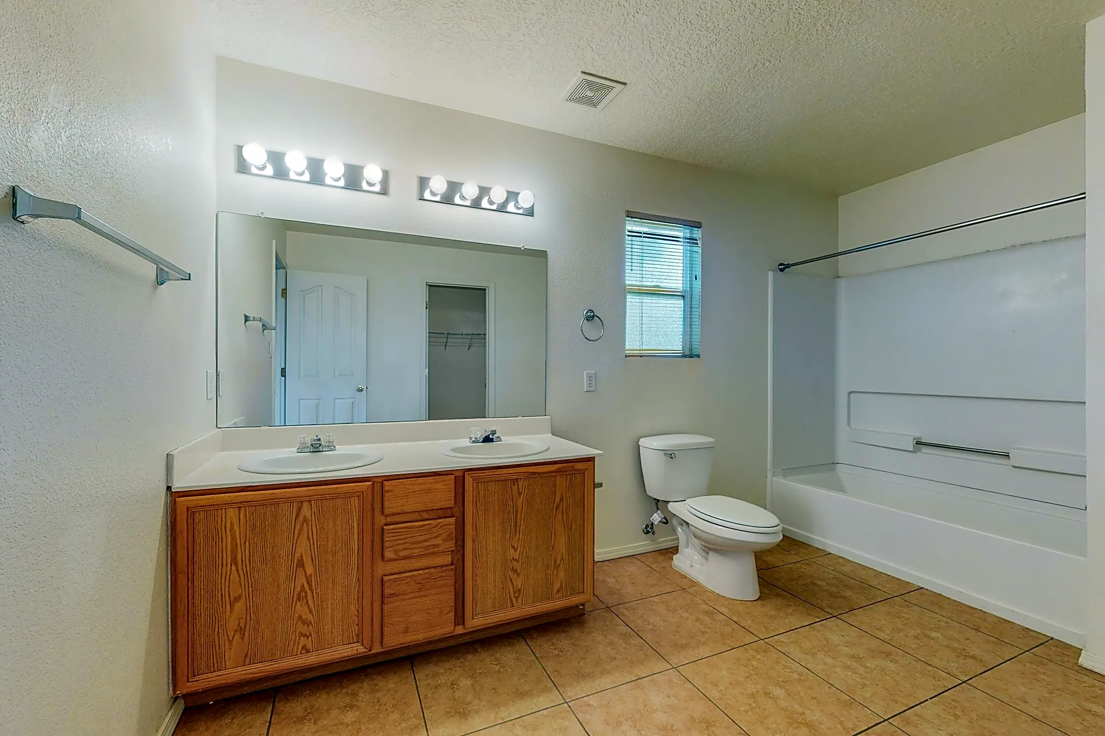 Bathroom - 6056 Malpais Park Ave NW - Albuquerque, NM