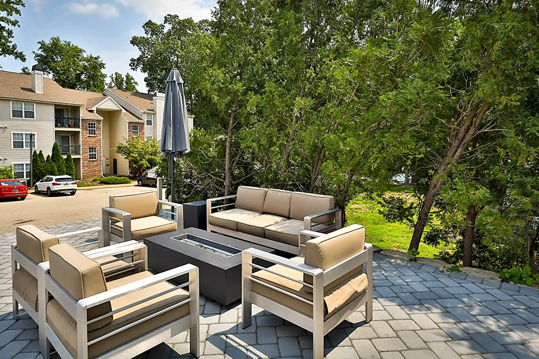 Brookview Elkins Park 1235 Ashbourne Rd Elkins Park, PA Apartments