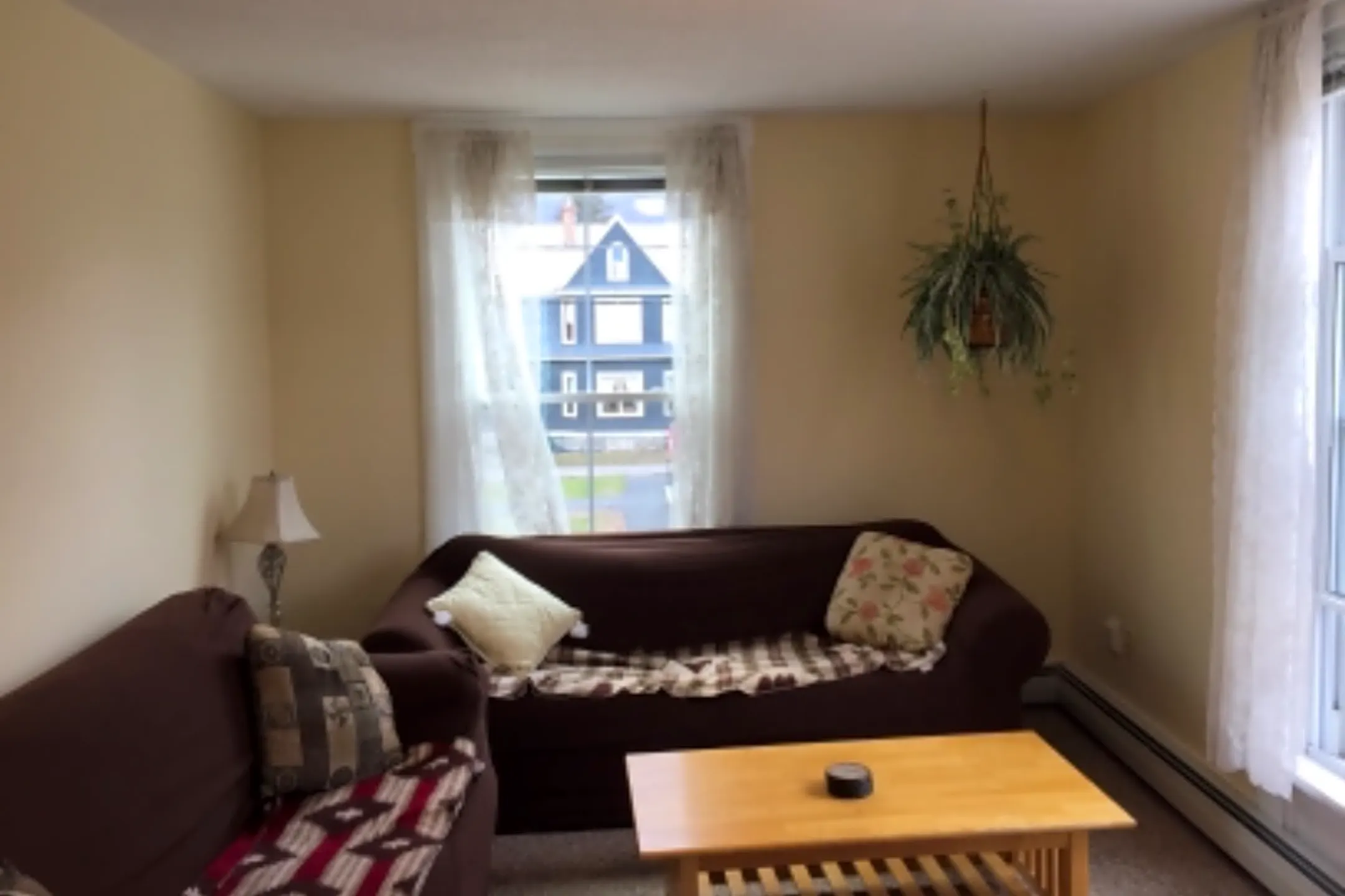 50 Pleasant St 50 Pleasant St unit 2 Ludlow, VT Apartments for Rent