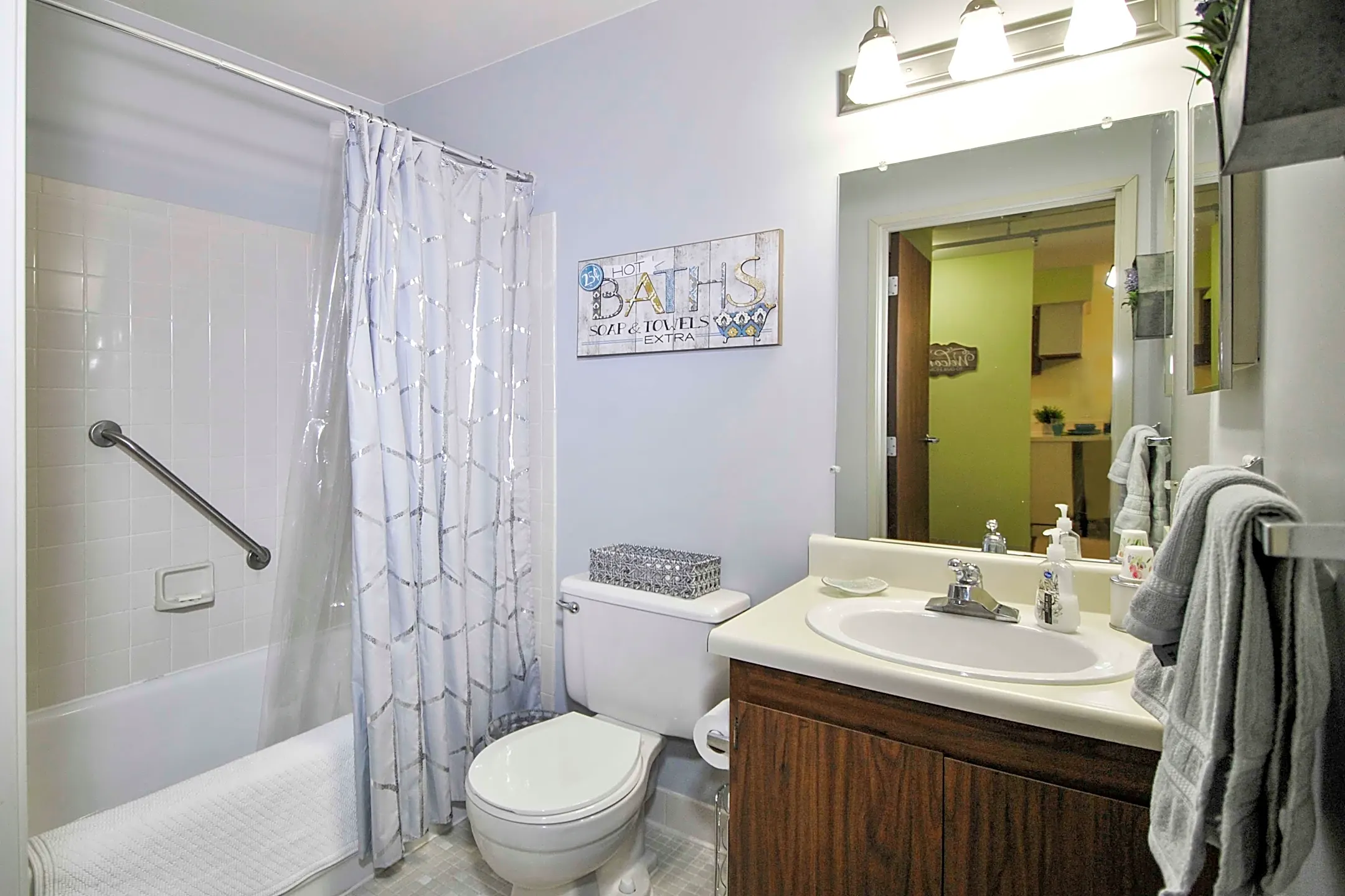 Westhaven Manor 34601 Elmwood St Westland, MI Apartments for Rent