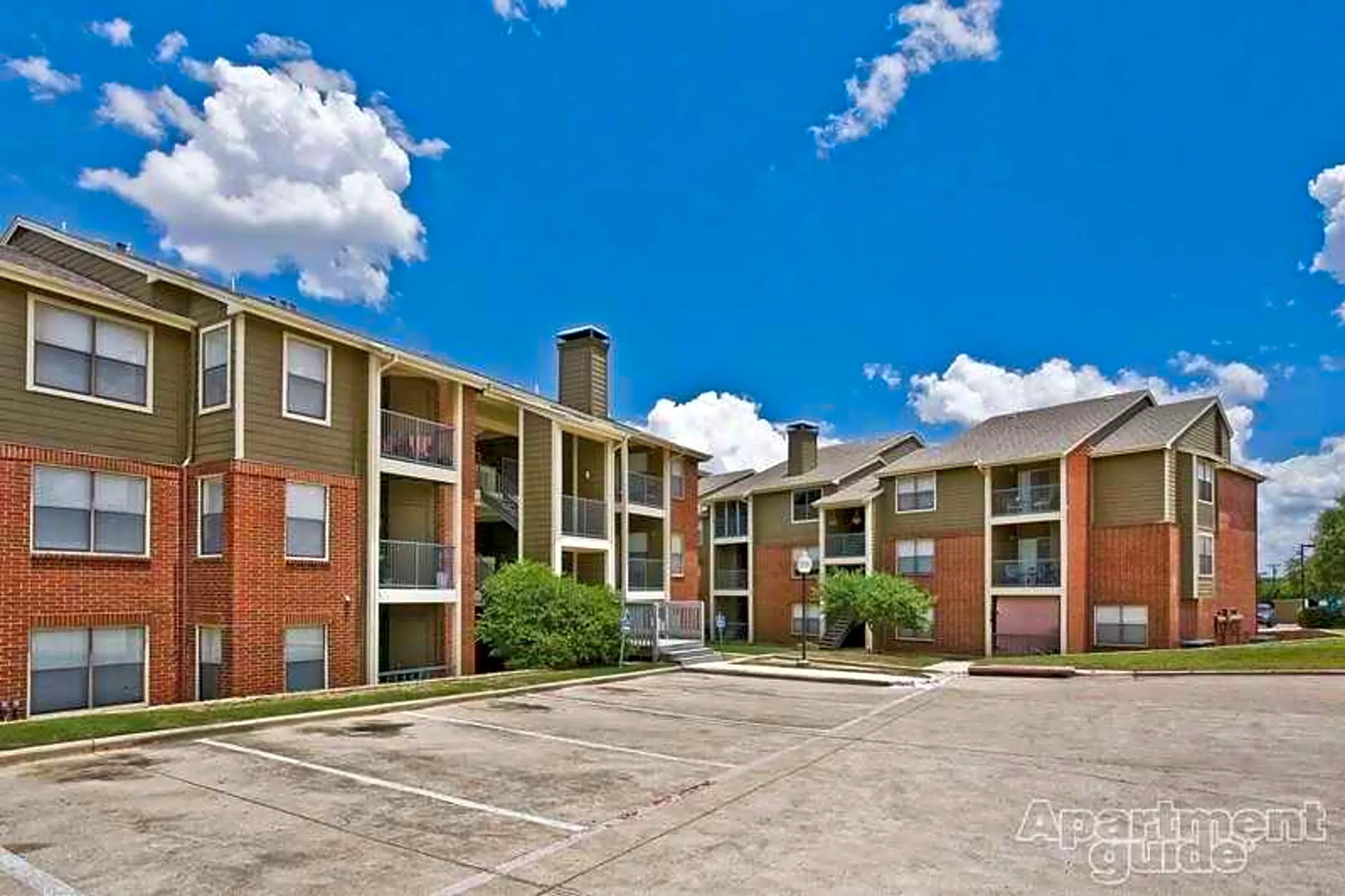 Steeplechase Apartments - 7301 Alma Dr | Plano, TX Apartments for Rent ...