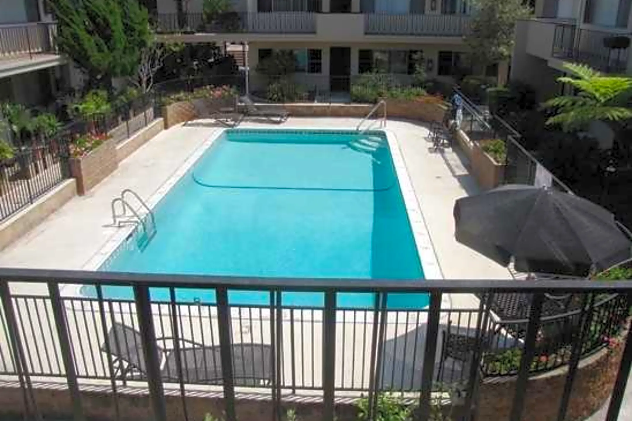 Pine Terrace Apartments - San Diego, CA
