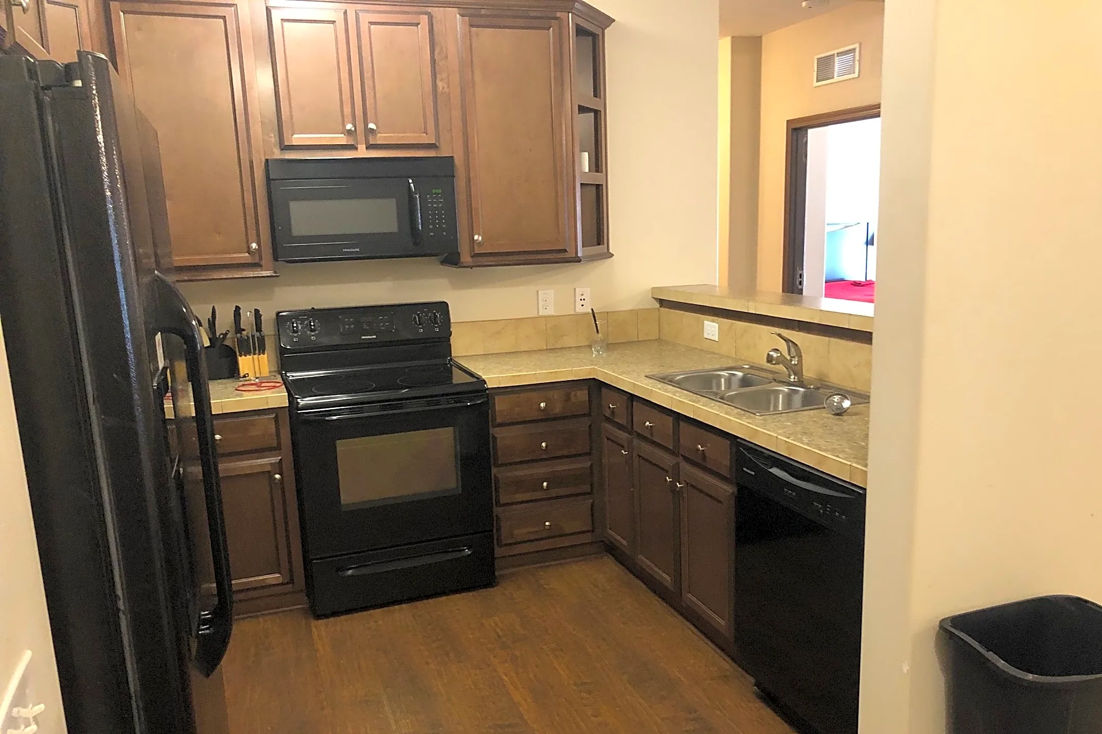 Sleepy Ridge 3024 Sleepy Ridge Avenue Williston, ND Apartments for