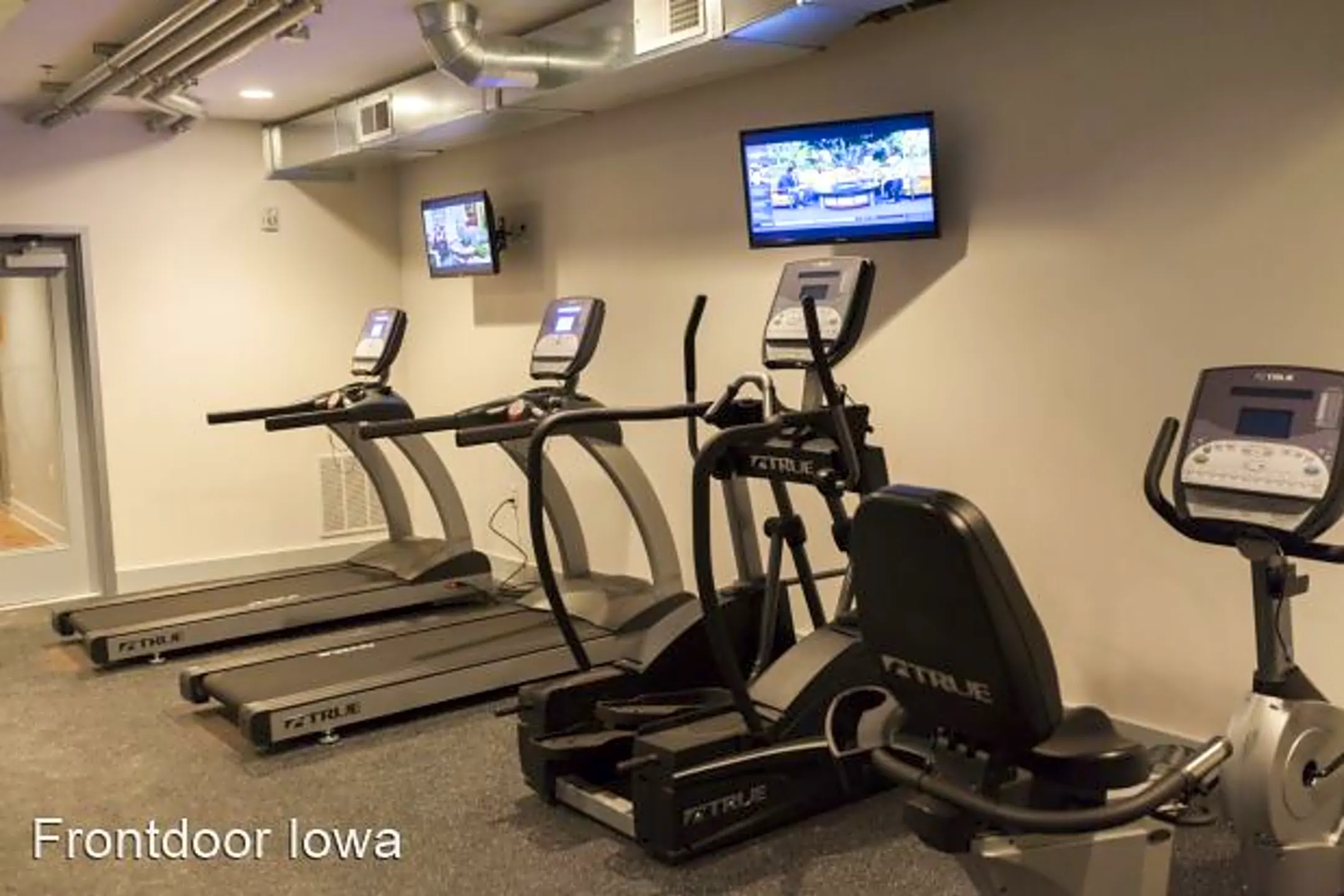 Fitness Weight Room - Market Lofts in the Heart of Downtown Davenport - Davenport, IA
