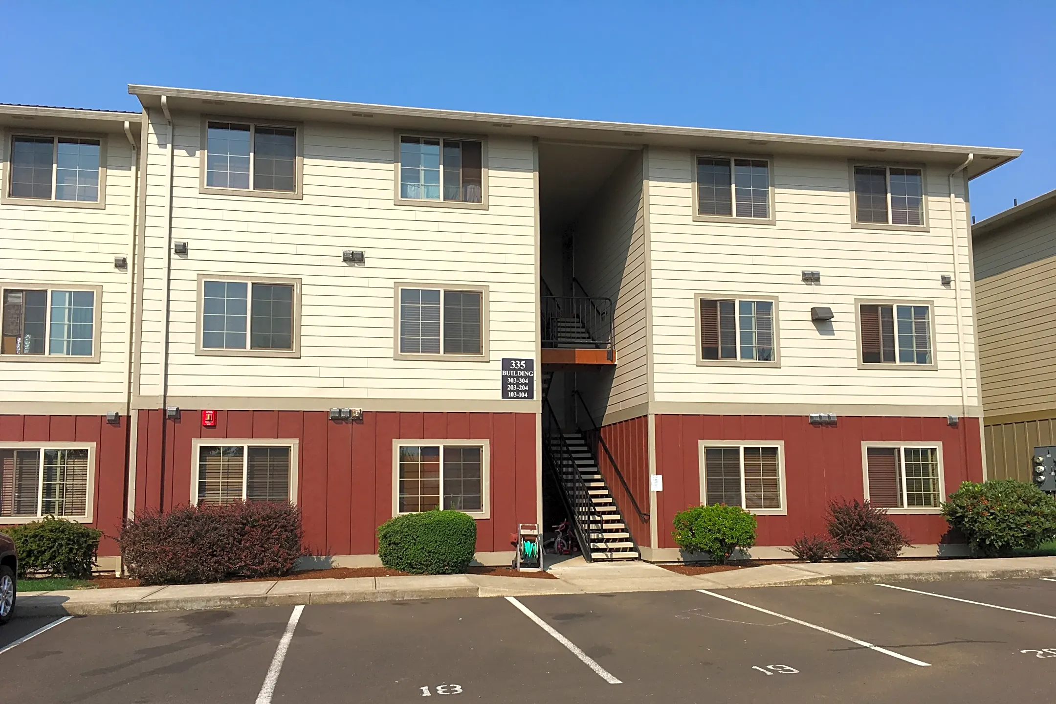 Monroe Avenue Apartments Salem, OR 97301