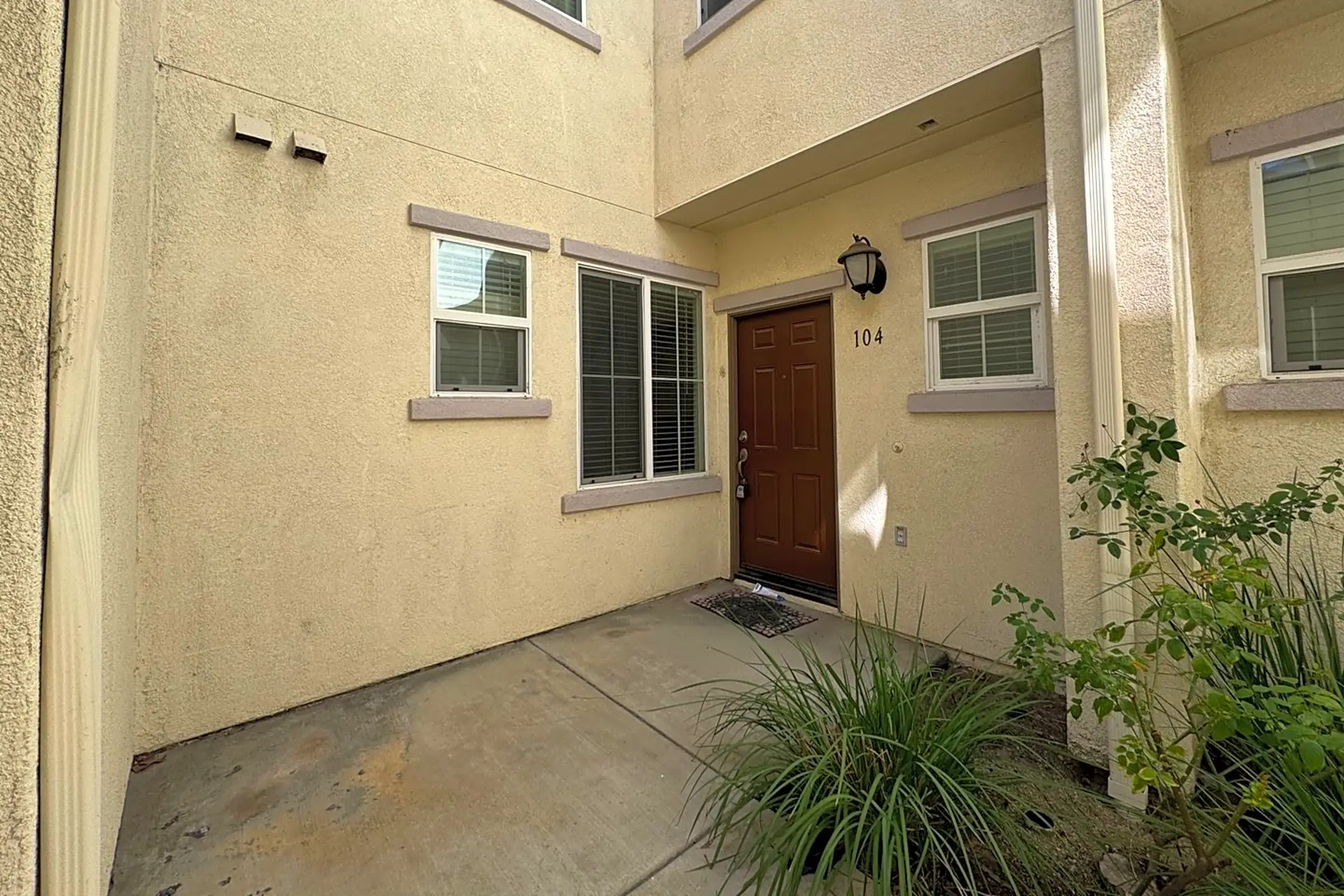 15325 OAK TREE 104 Lake Elsinore, CA Houses for Rent Rent.