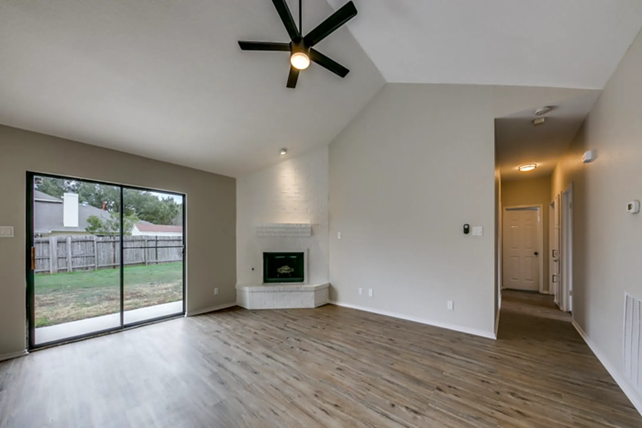 9218 Shadow Crest Dr Converse, TX Houses for Rent Rent.