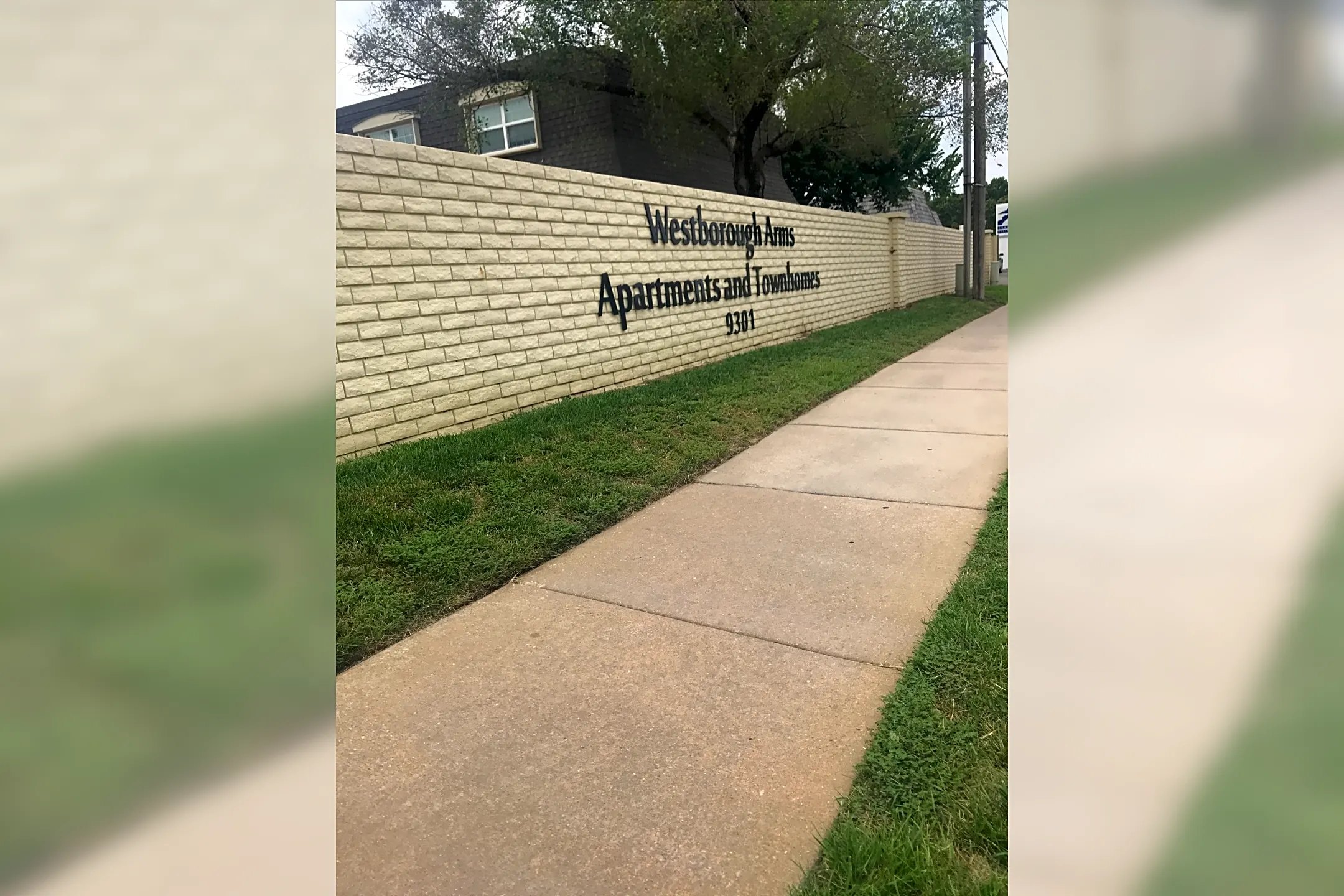Pool - Westborough Arms Apartments - Wichita, KS