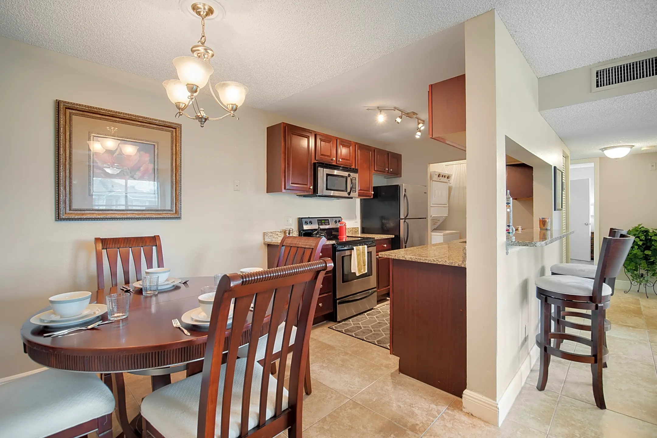 Belvedere at Quail Run 260 Quail Forest Blvd Naples, FL Apartments