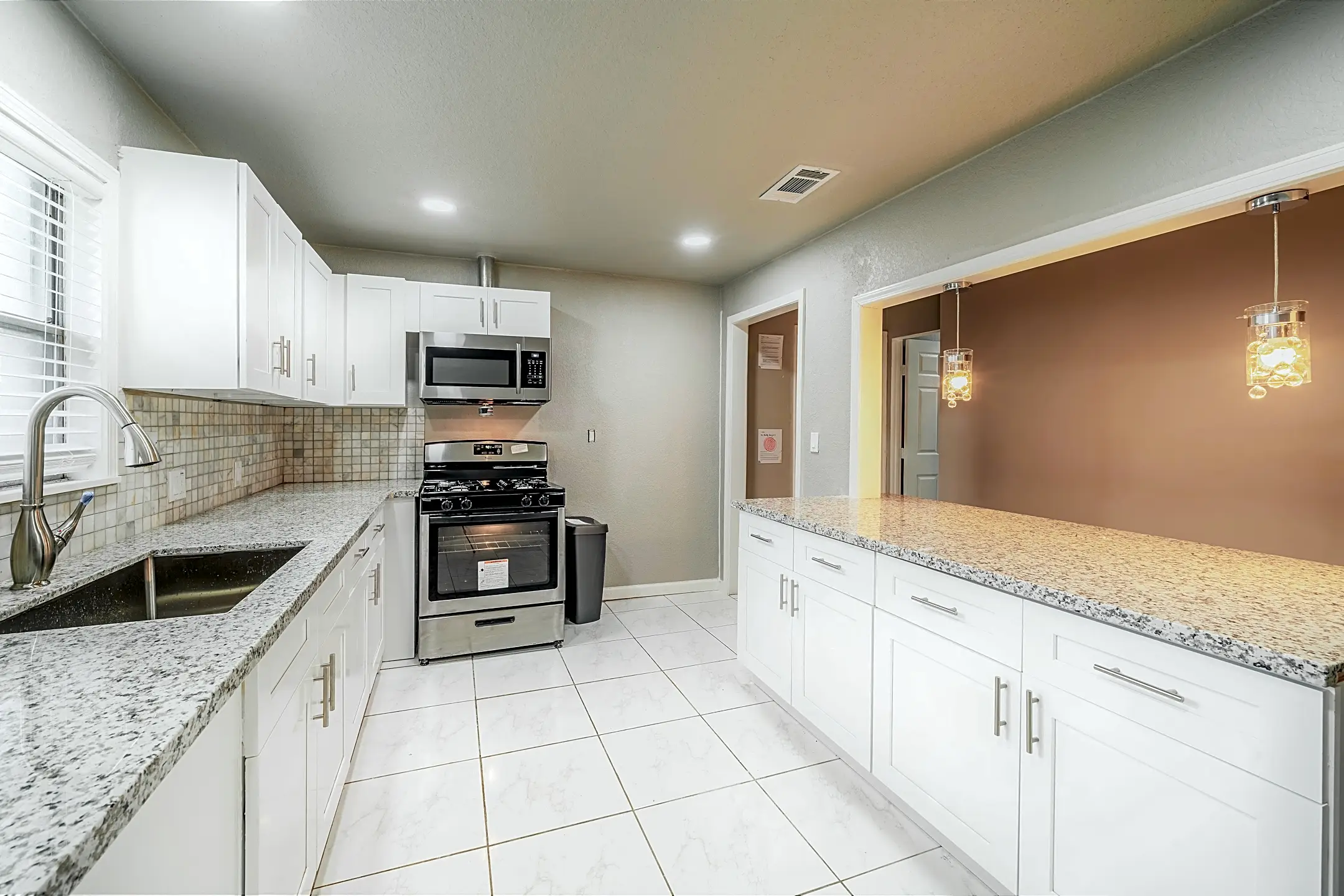 Street Houses Houston, TX 77029