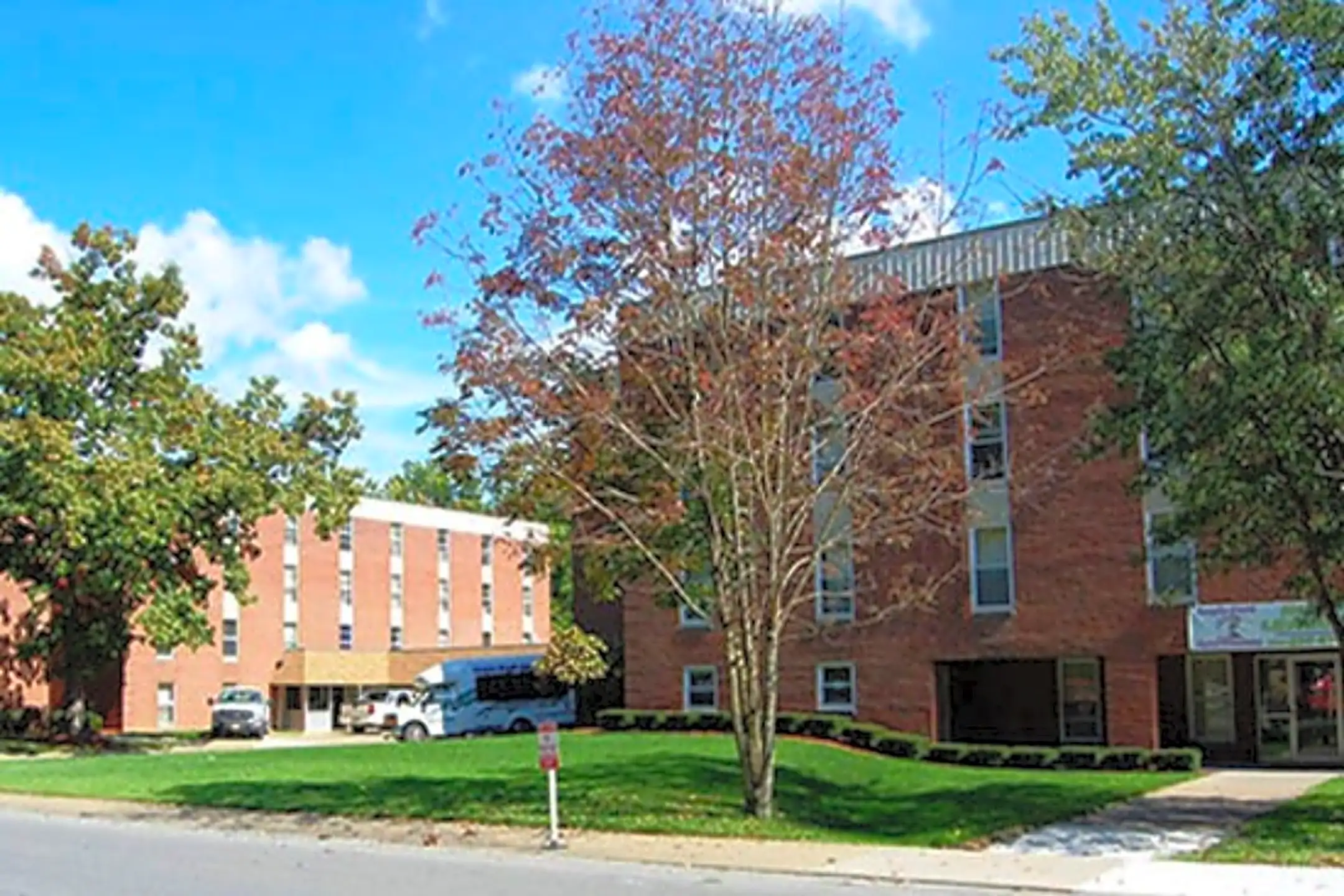 Eagle Park Apartments Clarion, PA 16214