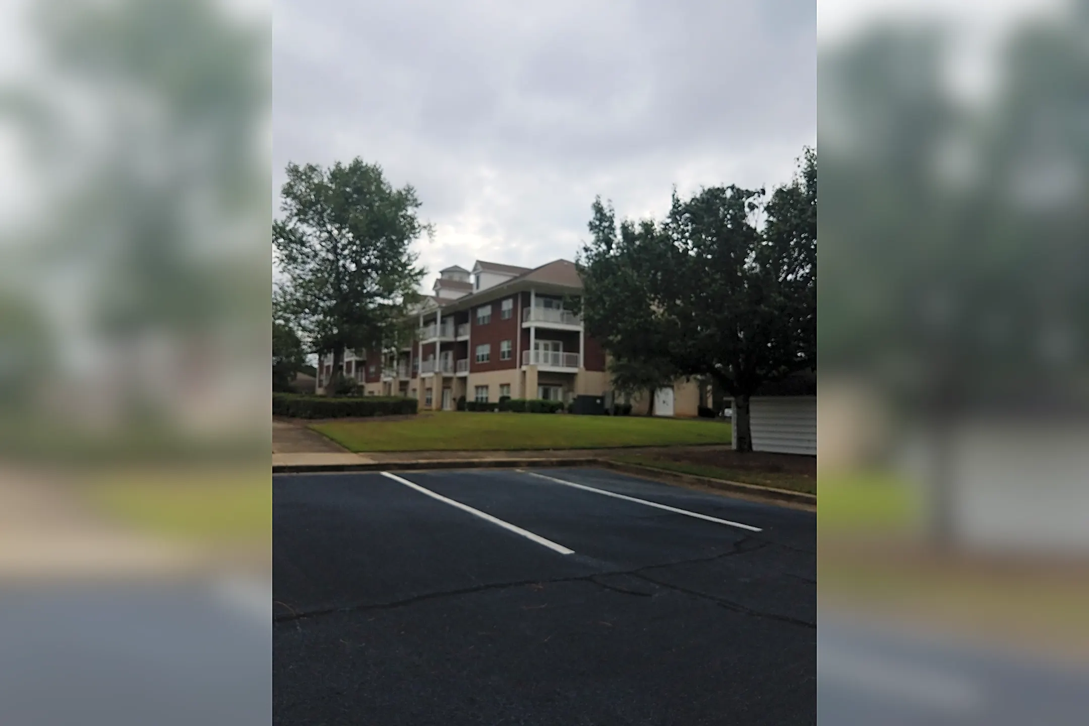 Summer?s Landing of Warner Robins Senior Living Community 600 S