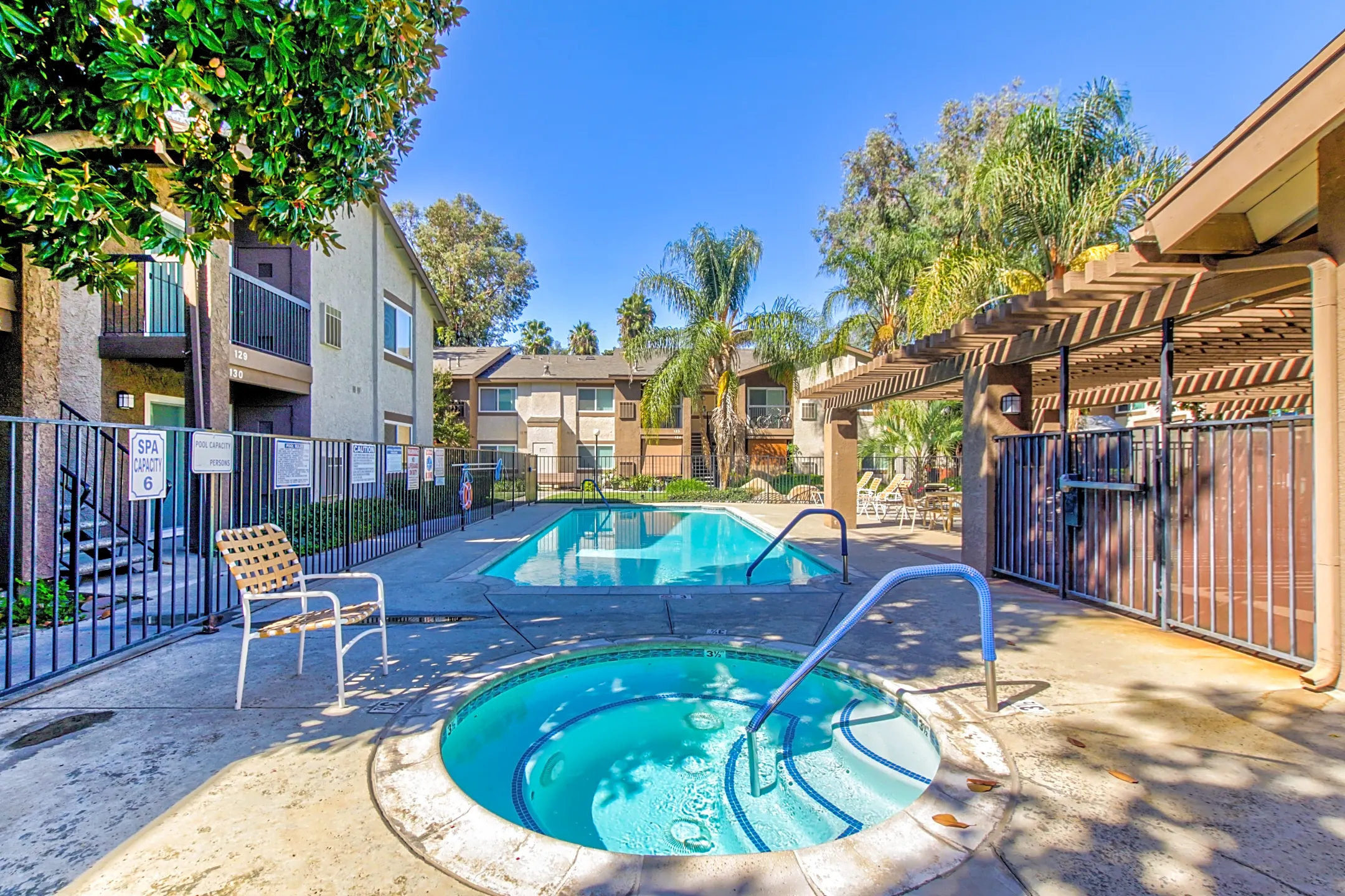 Oak Terrace Senior Apartments - Hemet, CA 92543