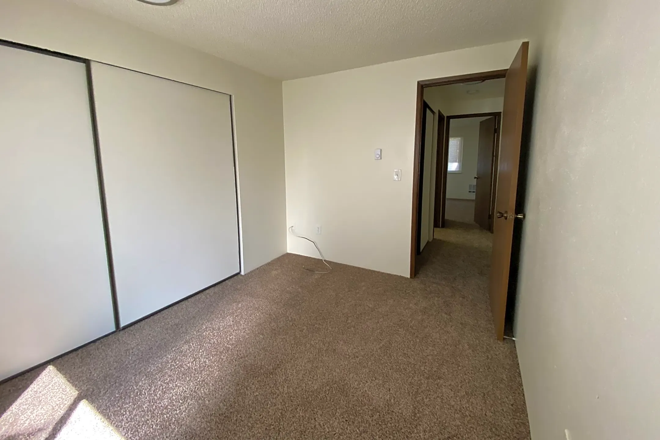 Bedroom - Hidden Firs Apartments - Tacoma, WA