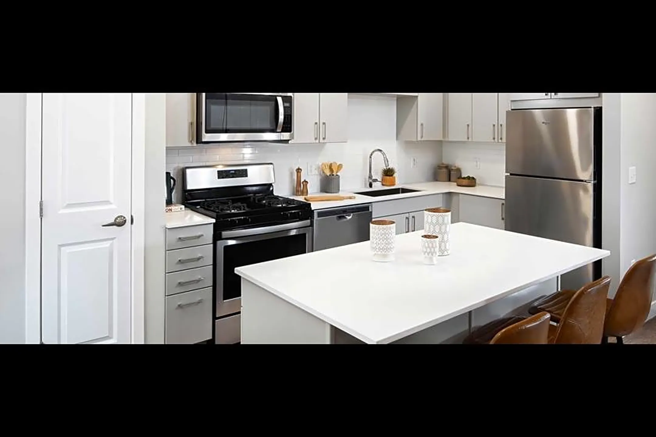 155 Lenox St 155 Lenox St unit 165436 Norwood, MA Houses for Rent