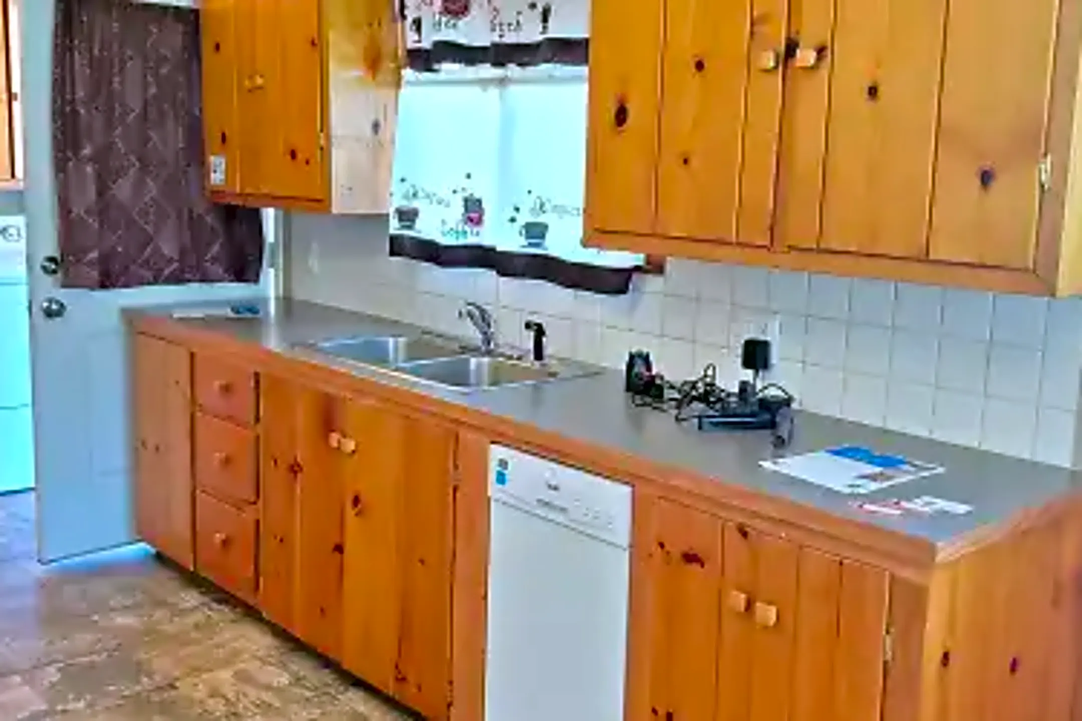 416 E Eli Ave Chelan, WA Houses for Rent Rent.