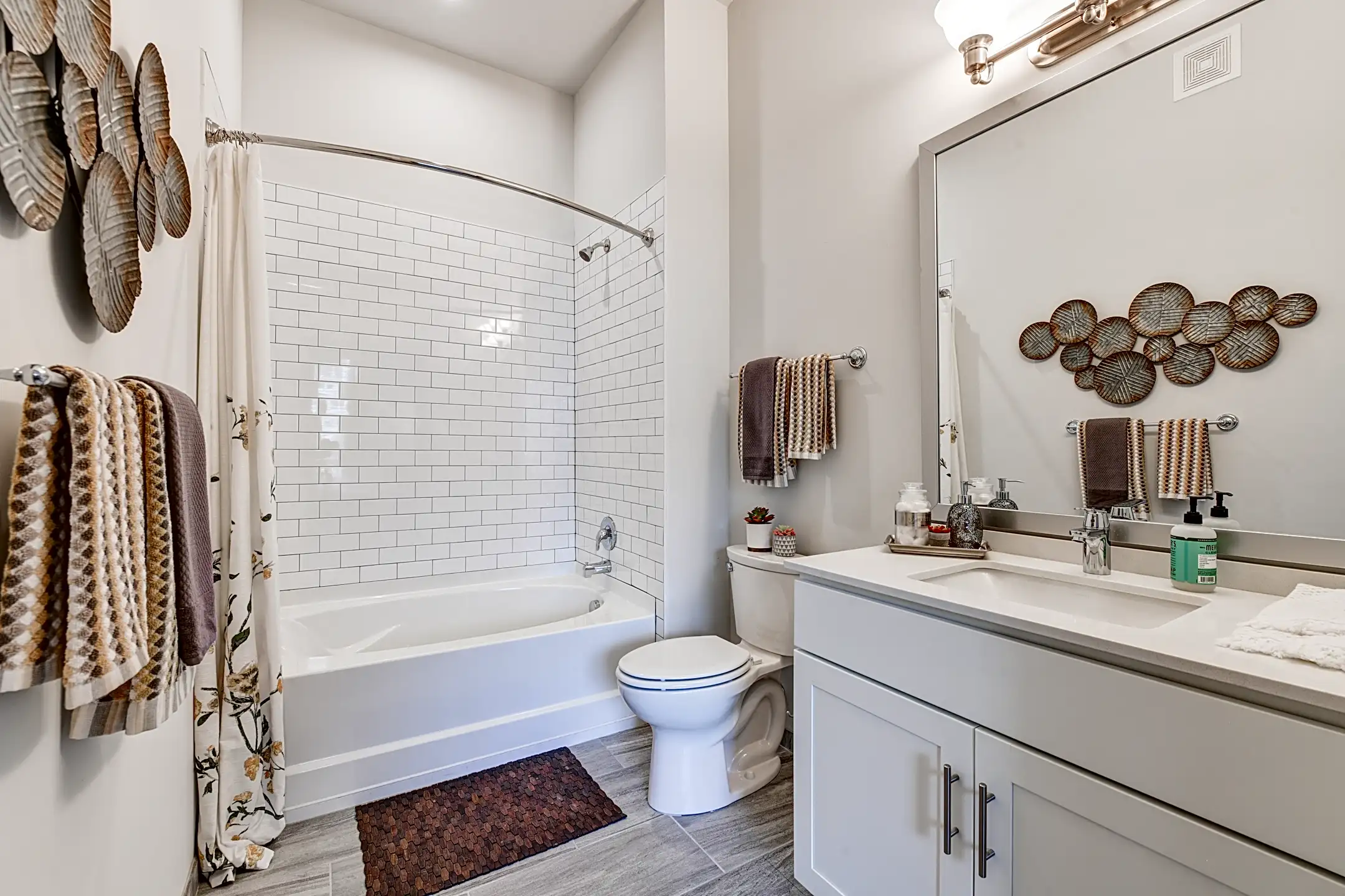 The Flats at 603 Millers Hill Square, PA Apartments