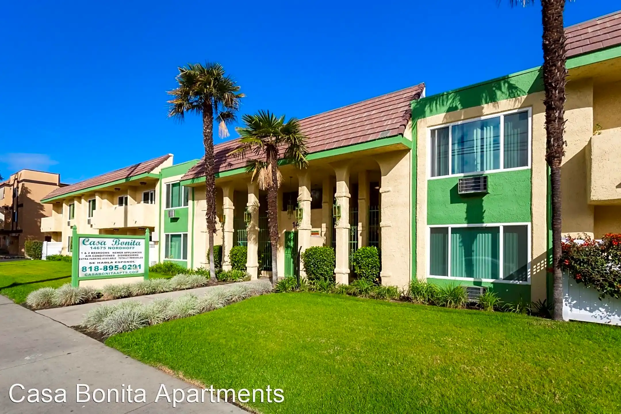 Building - 14675 Nordhoff St - Los Angeles, CA