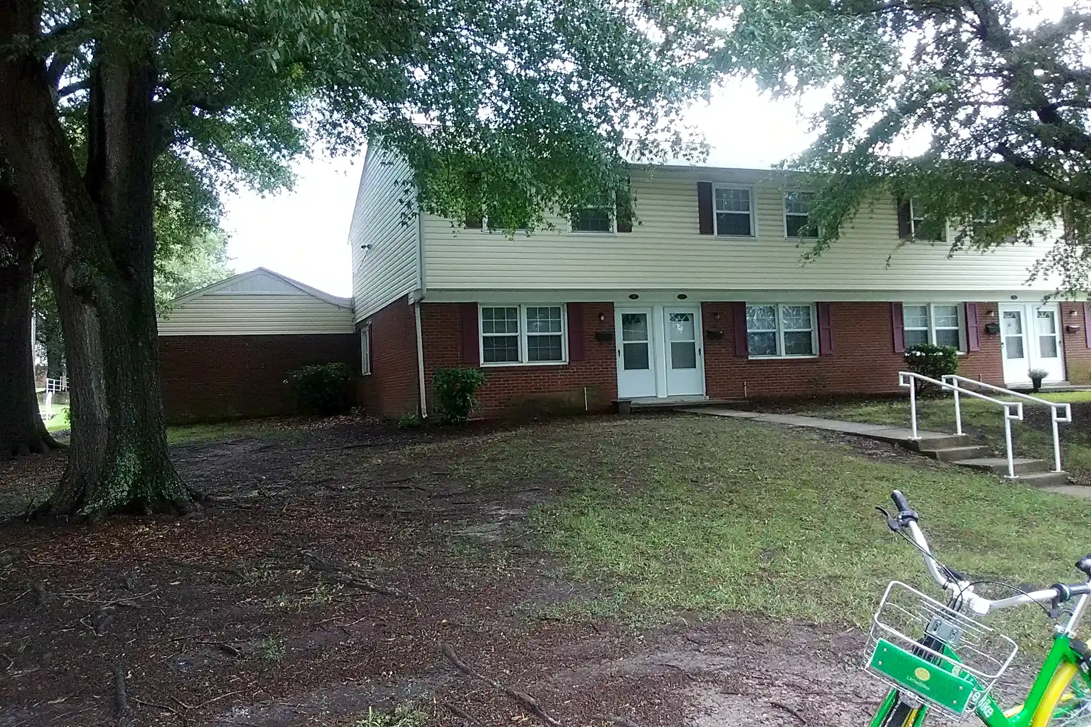 Cumberland Courts 610 Bluford St Greensboro NC Apartments for Rent