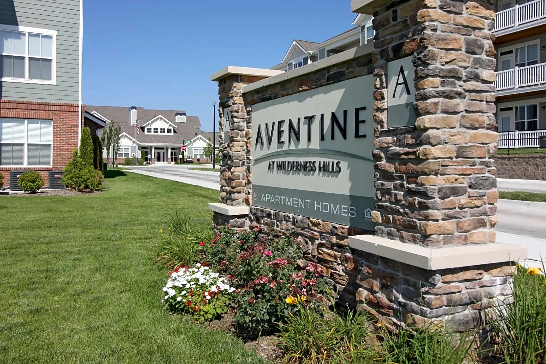 Aventine at Wilderness Hills Apartments - Lincoln, NE 68516