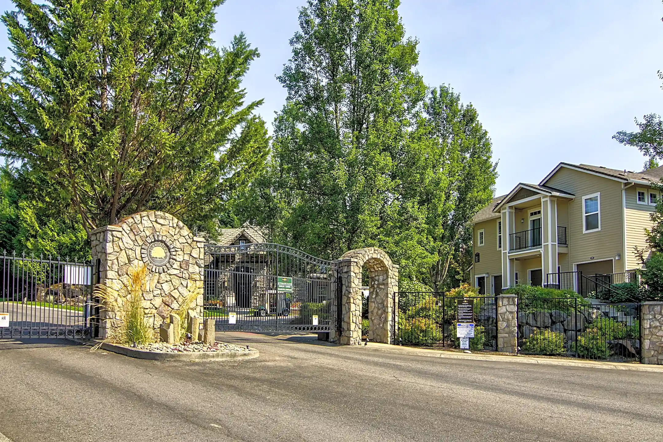 Building - Summerlinn - West Linn, OR