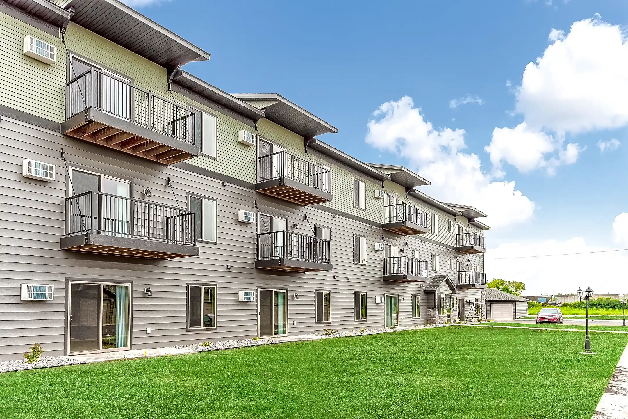 Panther Heights Glencoe, MN 55336