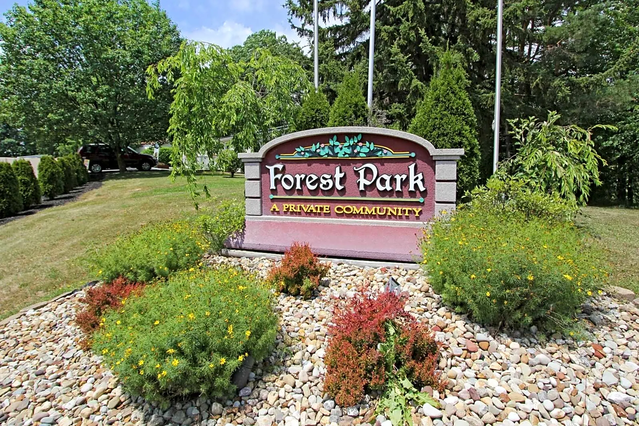 Forest Park Village Apartments - Cranberry Township, PA 16066